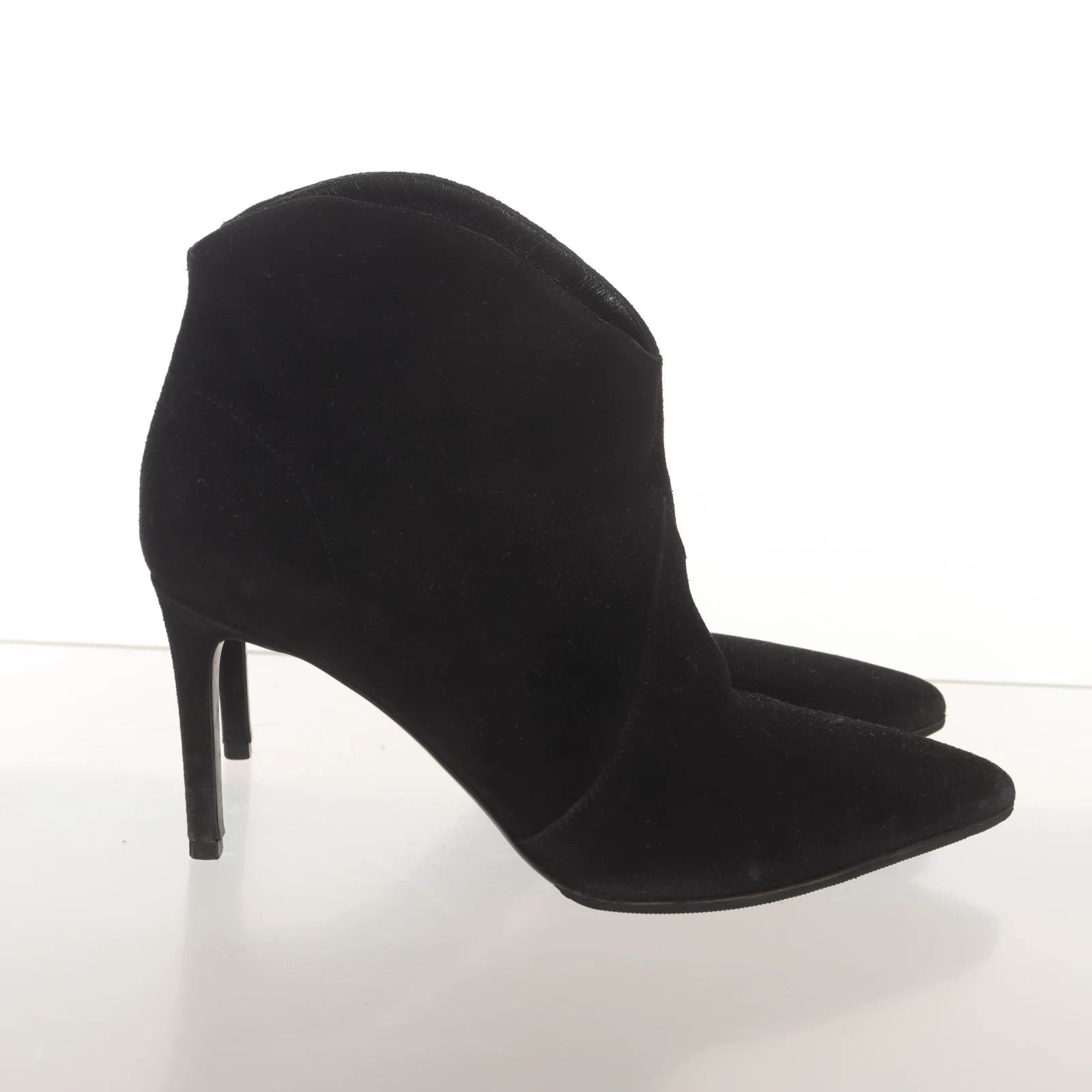 Saint Laurent Paris Saint Laurent Paris Suede Gold Boots 37 Women Size US 6.5 / IT 36.5 - 3 Thumbnail