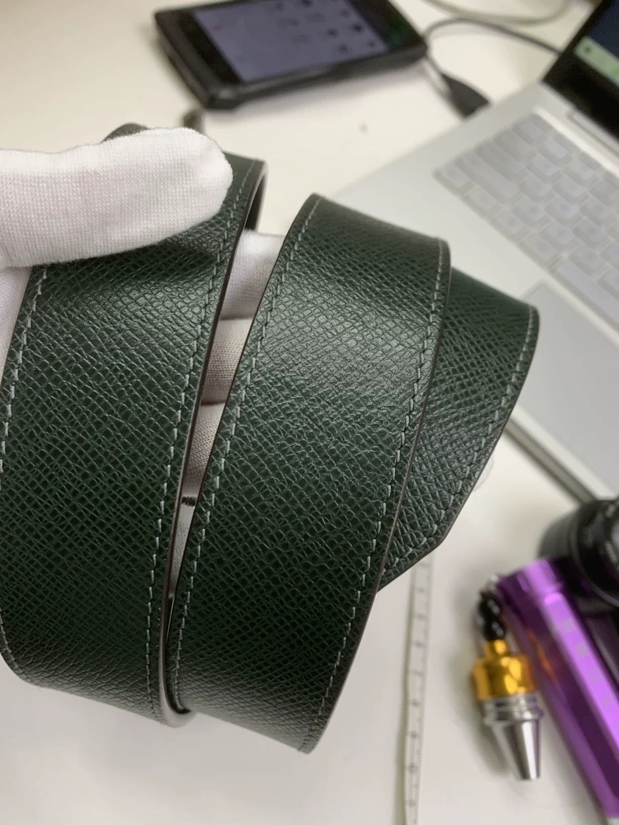 Louis Vuitton Louis Vuitton Leather Silver Belt Men Size ONE SIZE - 7 Thumbnail