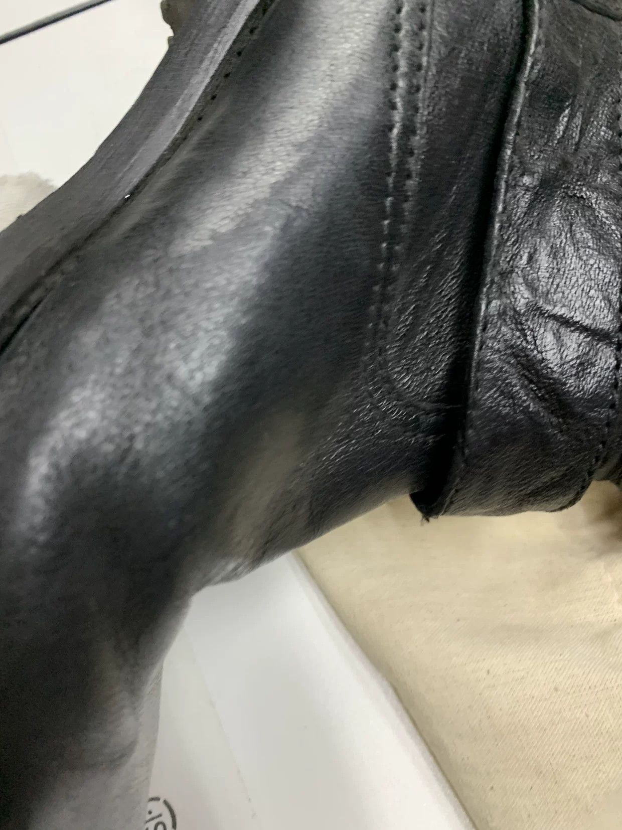 Gucci Gucci Leather Gold Boots 36 Women Size US 6 / IT 36 - 9 Thumbnail