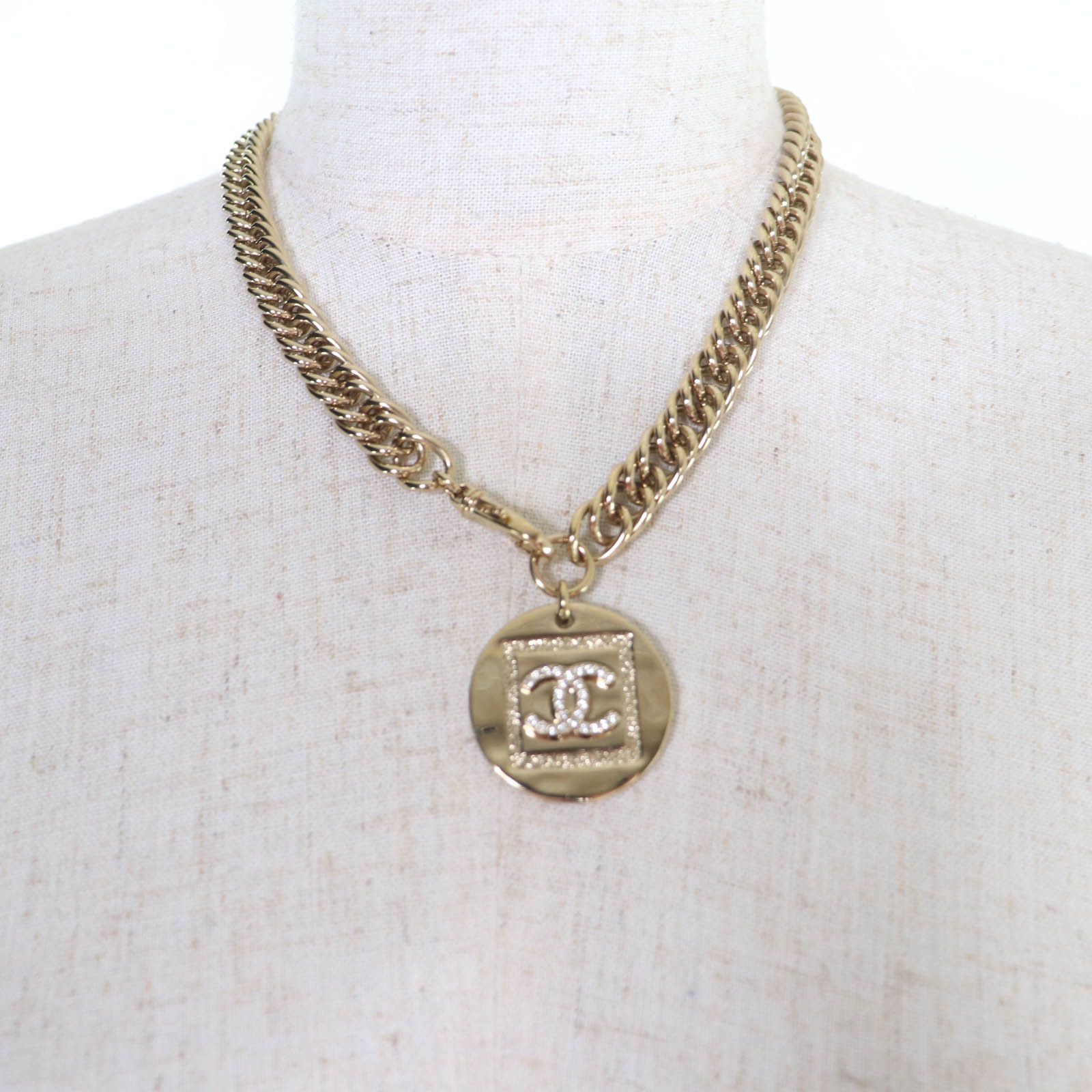 Chanel Chanel Chanel COCO Mark Coin Necklace Metal Necklace DUTY FREE for USA Size ONE SIZE - 4 Thumbnail