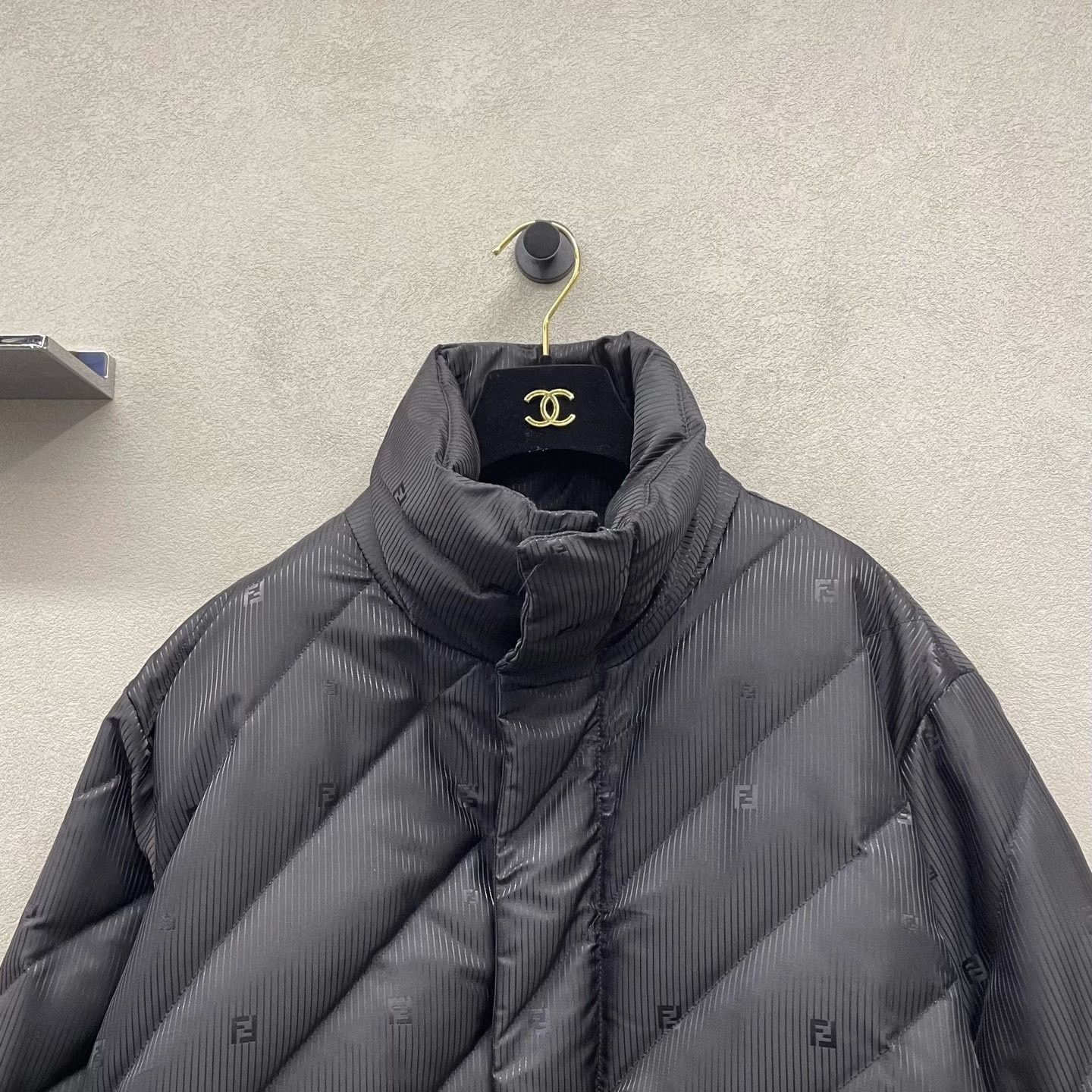 Fendi Fendi Black Down Jacket Size 52 Size US L / EU 52-54 / 3 - 4 Thumbnail