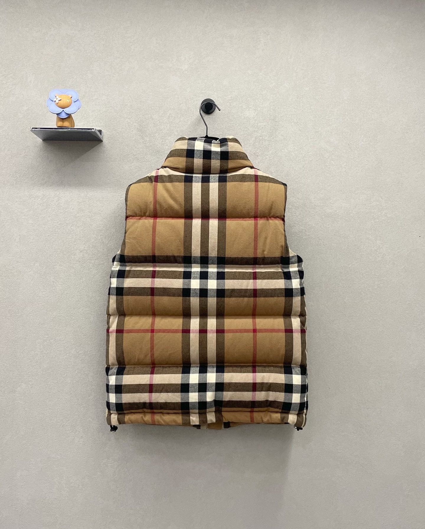 Burberry Burberry Classic Check Down Vest Size US S / EU 44-46 / 1 - 2 Thumbnail