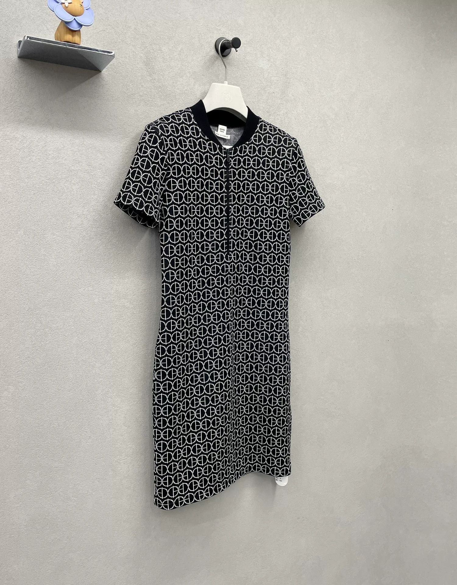 Hermes Hermes Logo Print Black Dress Size XXS / US 00 / IT 34 - 3 Thumbnail
