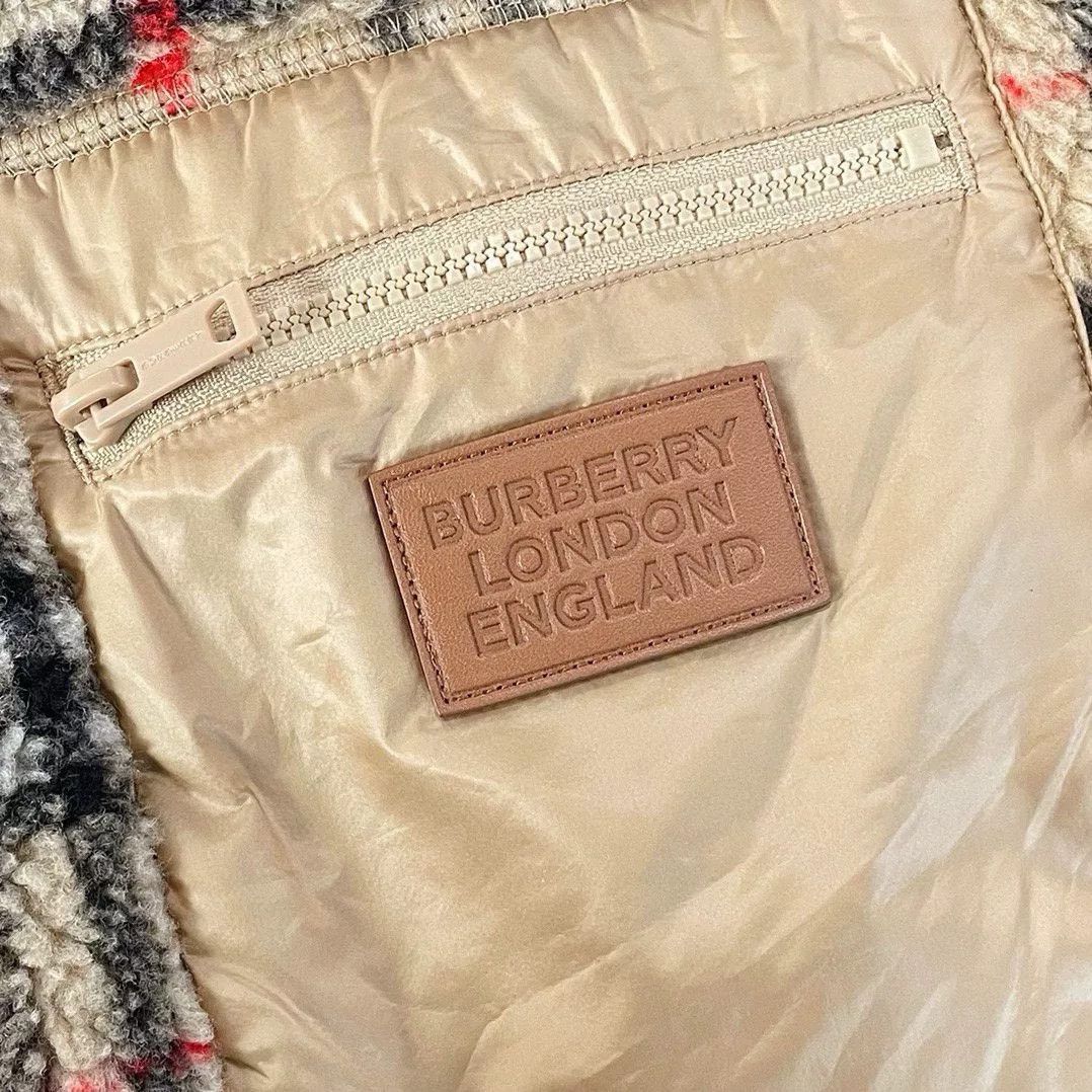 Burberry Burberry Classic Check Lamb Coat Size US XL / EU 56 / 4 - 5 Thumbnail