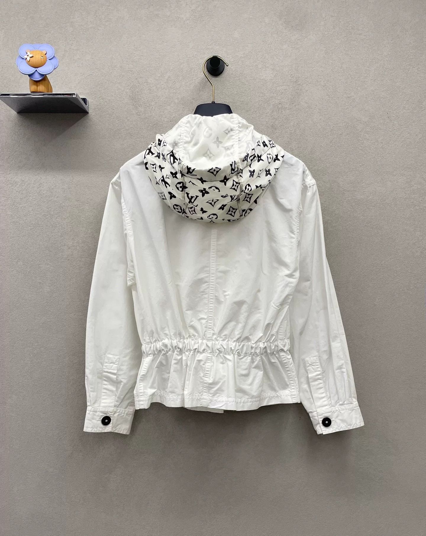 Louis Vuitton LV White Hooded Parka Jacket Size XXS / US 00 / IT 34 - 2 Thumbnail