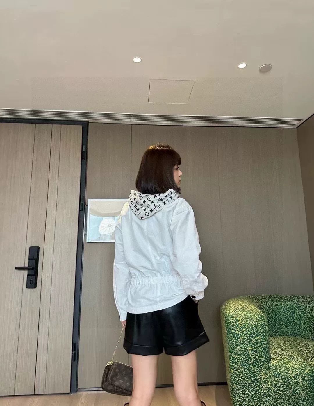 Louis Vuitton LV White Hooded Parka Jacket Size XXS / US 00 / IT 34 - 9 Thumbnail