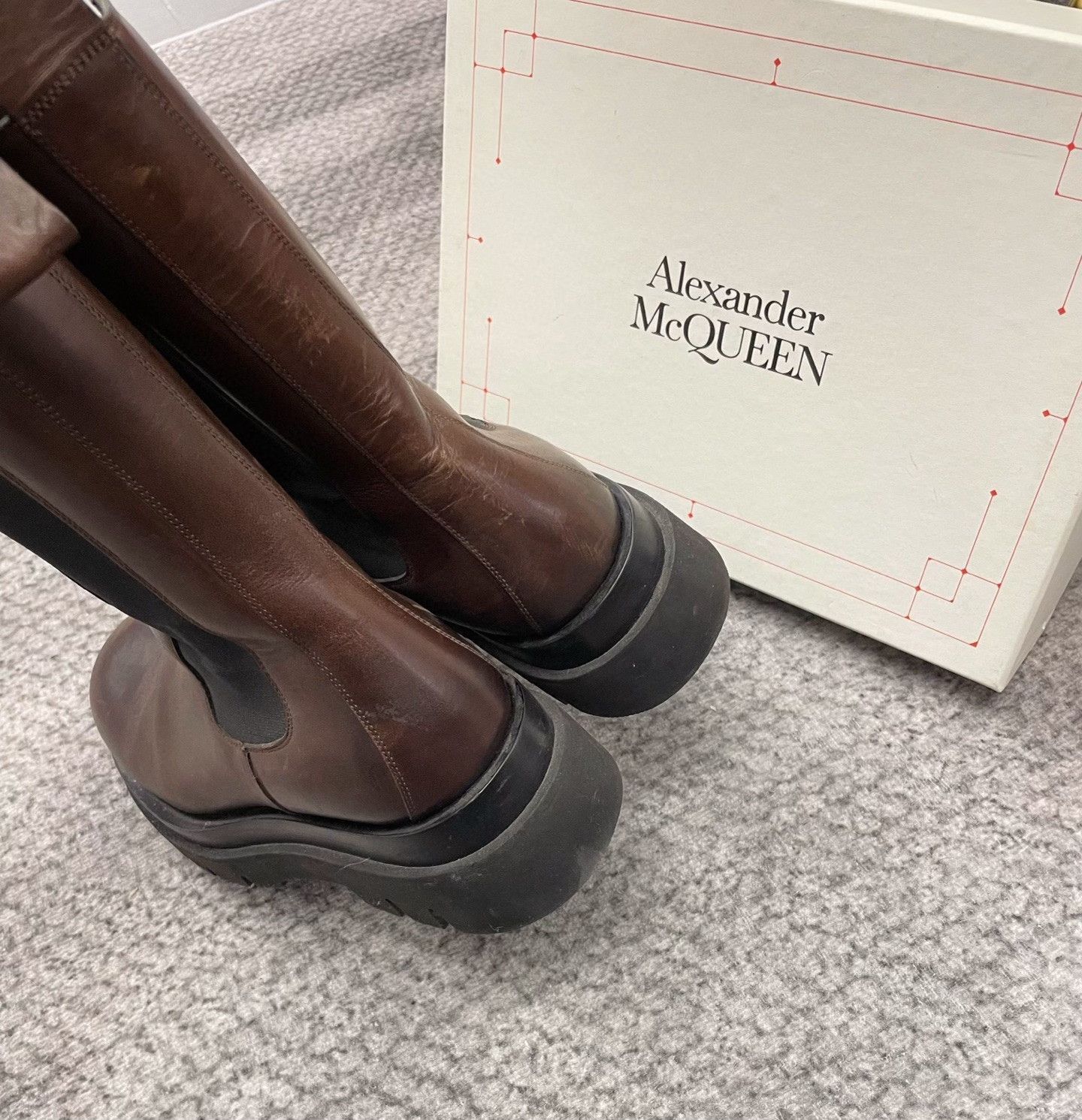 Bottega Veneta Bottega Veneta Brown Thick-Sole Chelsea Boots Size US 9 / IT 39 - 6 Thumbnail