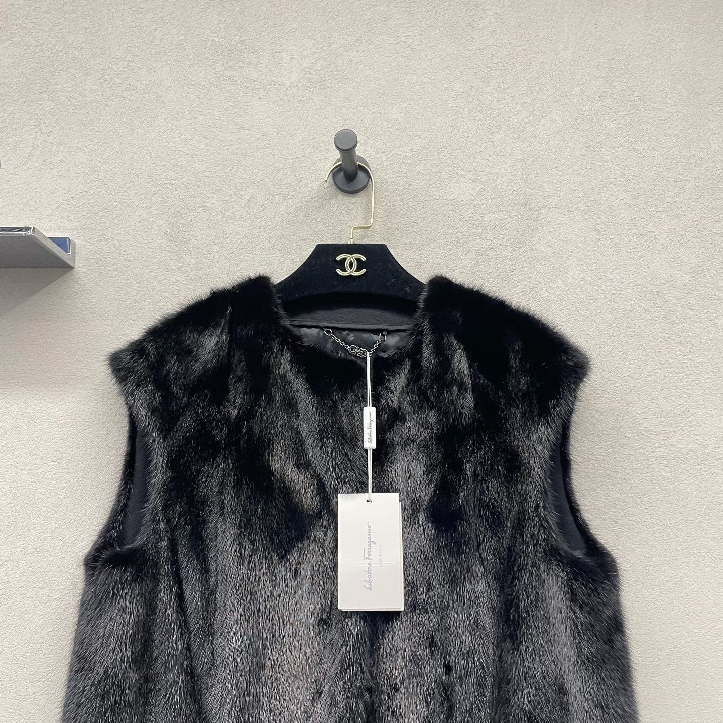 Salvatore Ferragamo Ferragamo Leather Trim Sleeveless Vest Size S / US 4 / IT 40 - 5 Thumbnail