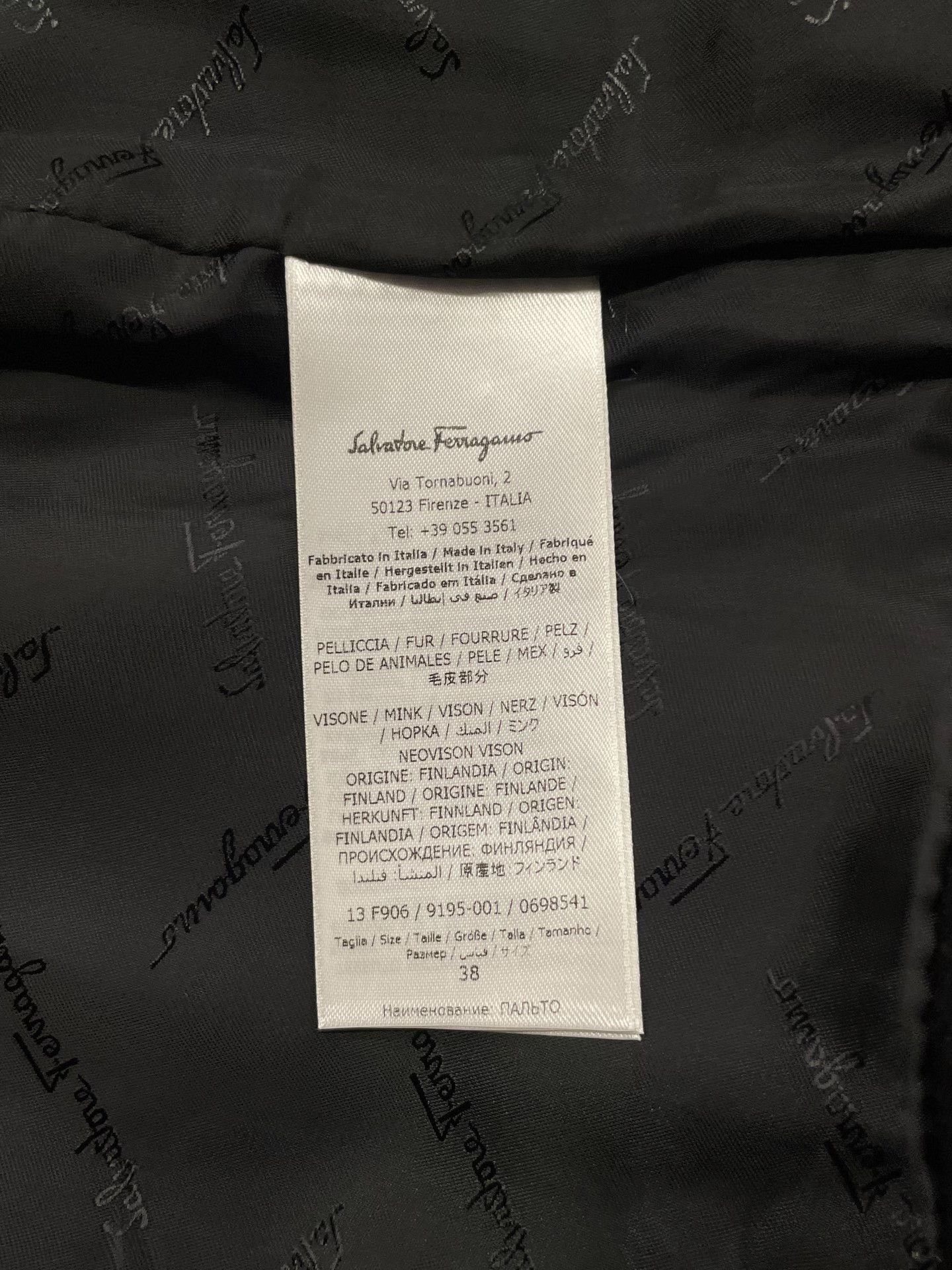 Salvatore Ferragamo Ferragamo Leather Trim Sleeveless Vest Size S / US 4 / IT 40 - 4 Thumbnail