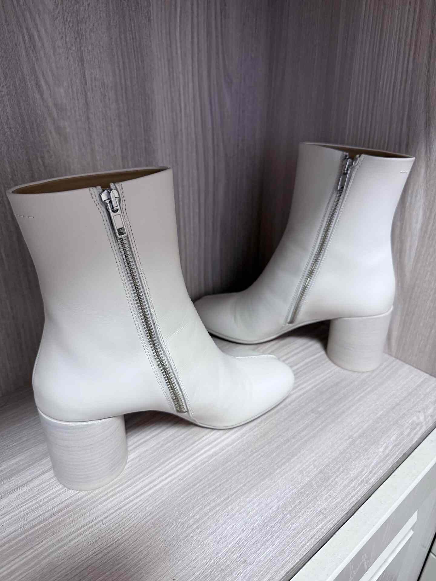Maison Margiela Maison Margiela 2024 White Boots Size US 6 / IT 36 - 3 Thumbnail