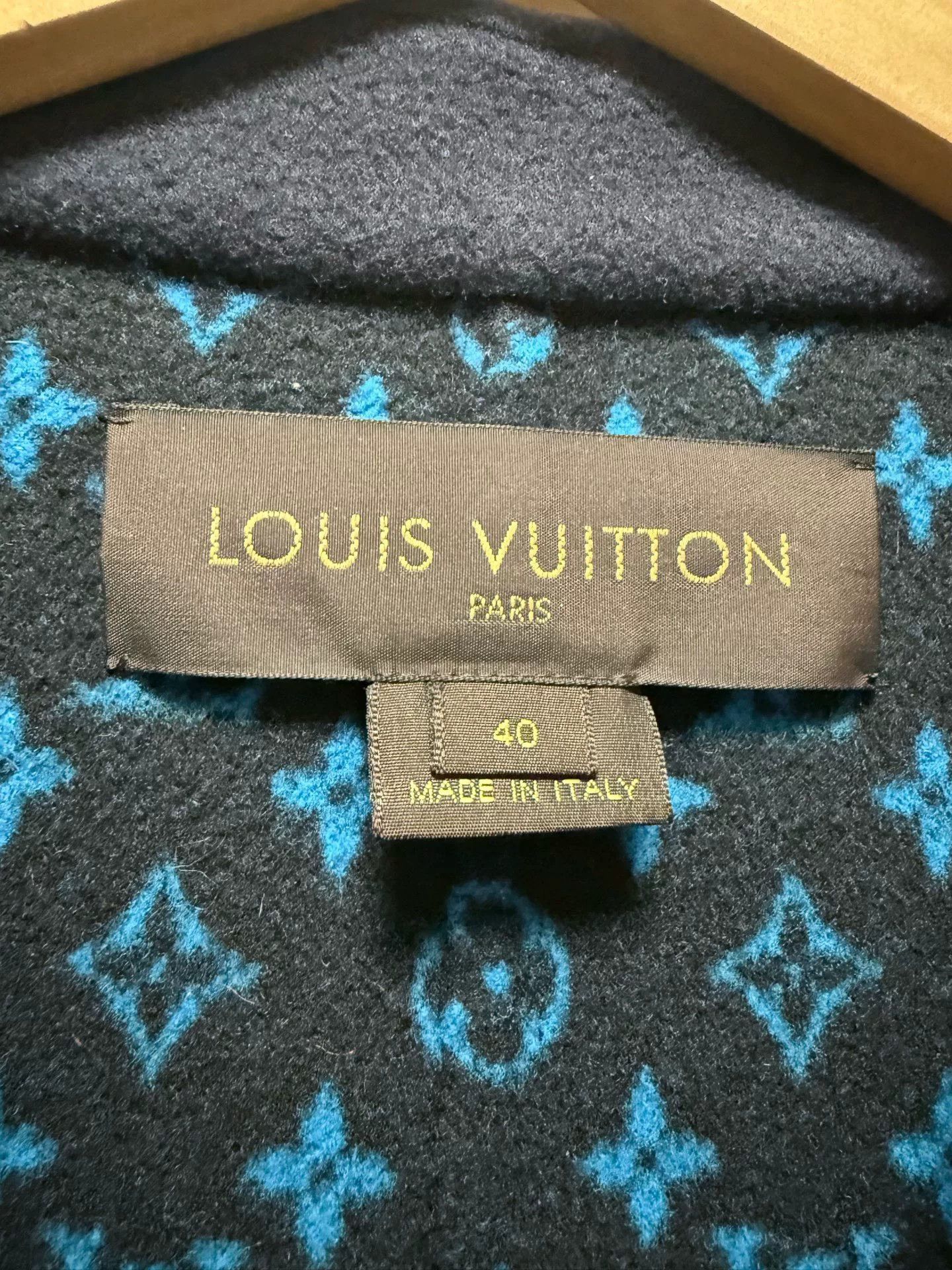 Louis Vuitton Louis Vuitton Double-Breasted Gold Button Coat Size US XXS / EU 40 - 3 Thumbnail