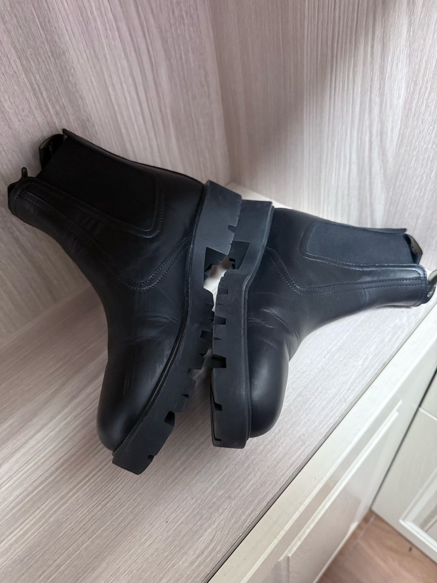Celine Celine Leather Boots Size 37 Size US 6 / IT 36 - 6 Thumbnail