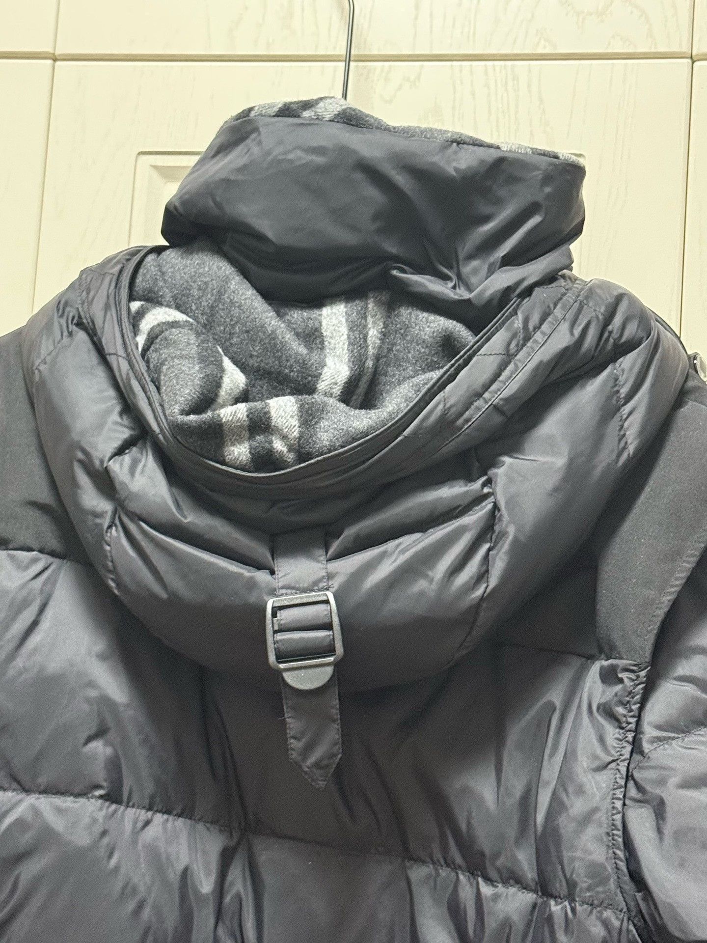 Burberry Burberry Men's Detachable Sleeve Hooded Down Jacket Size US M / EU 48-50 / 2 - 7 Thumbnail
