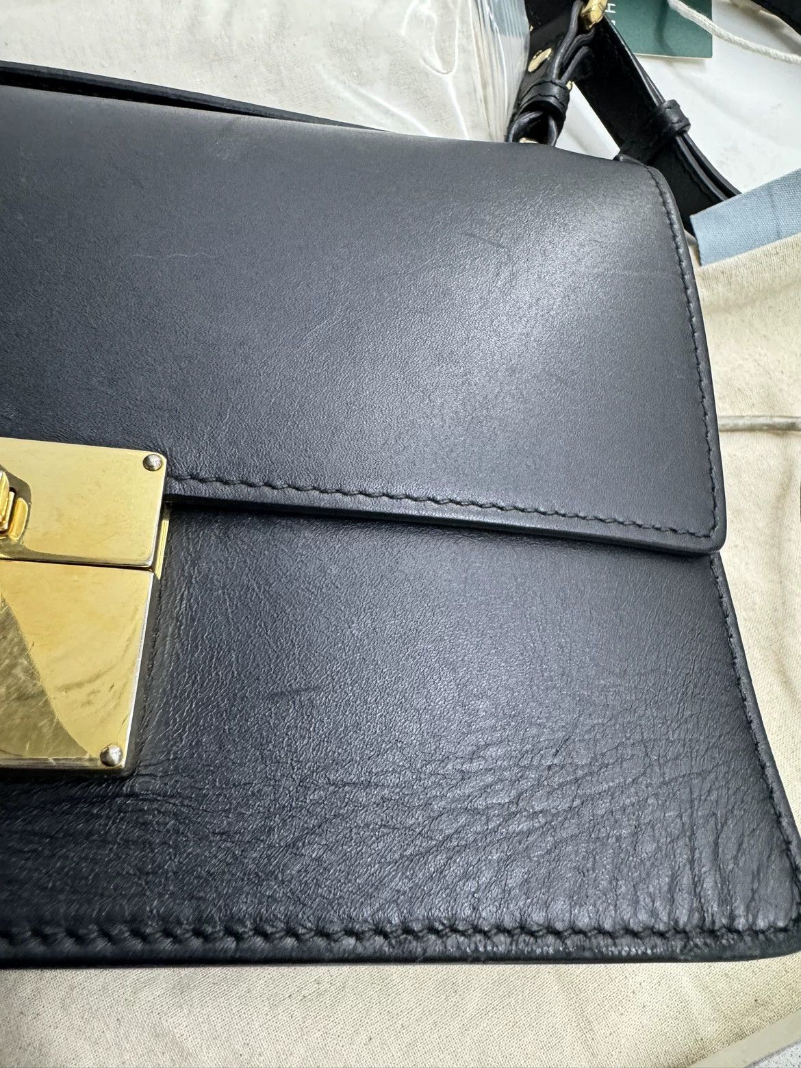 Salvatore Ferragamo Salvatore Ferragamo Gold Shoulder Bag 24 Women Size ONE SIZE - 8 Thumbnail