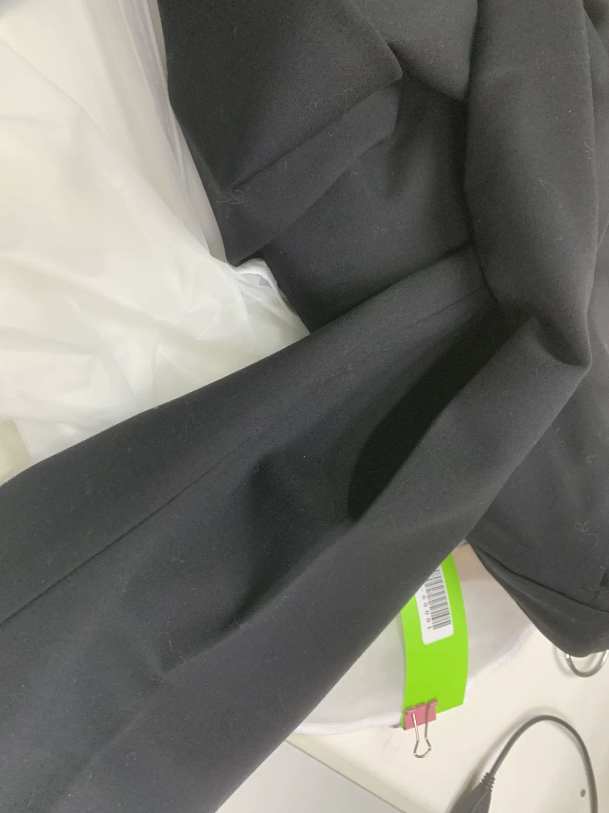 Louis Vuitton Louis Vuitton Nylon Pants L Women Size 30" / US 8 / IT 44 - 9 Thumbnail