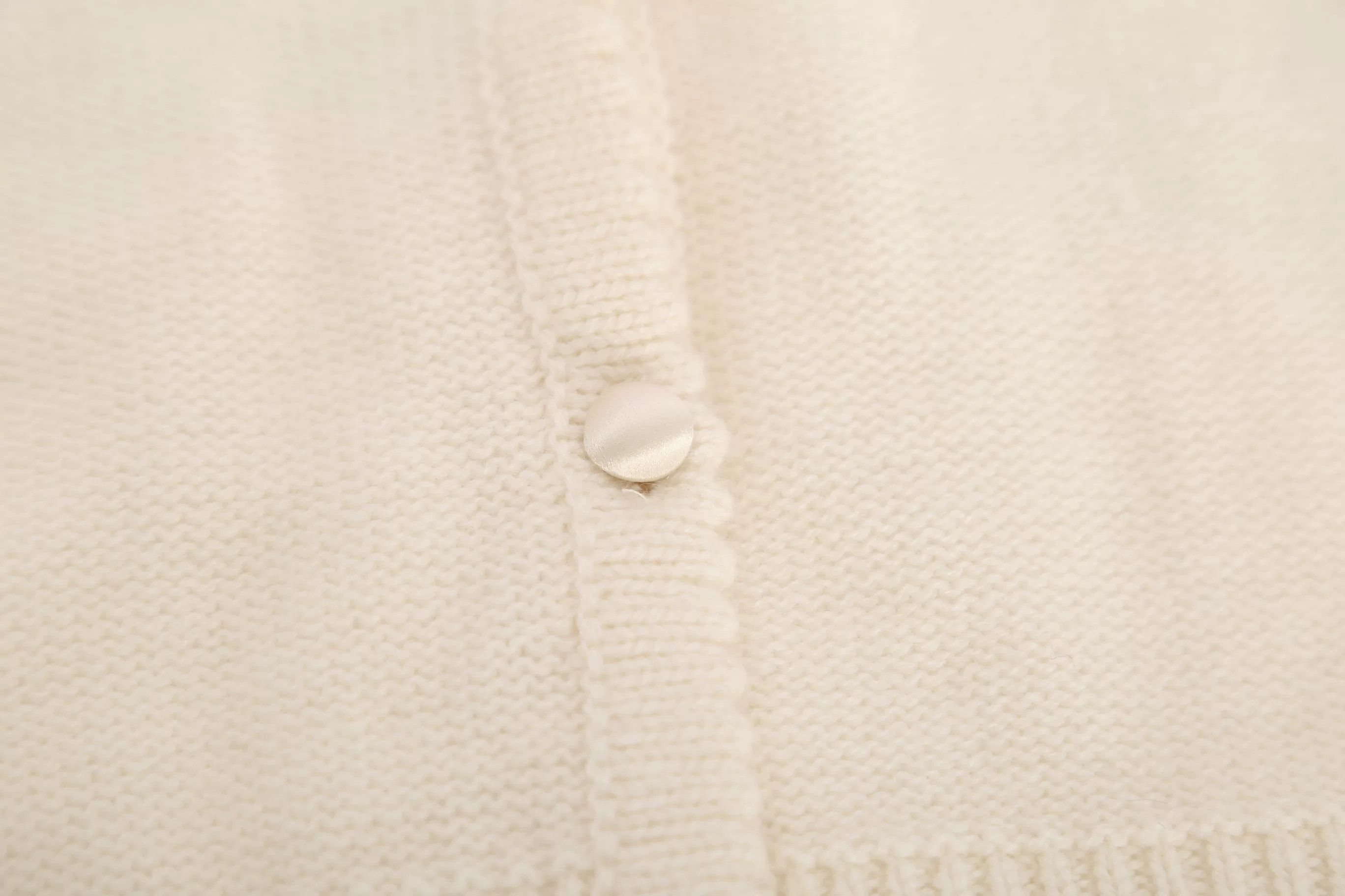 Miu Miu Miu Miu Knit Sweater XXS Men Size US XXS / EU 40 - 6 Thumbnail