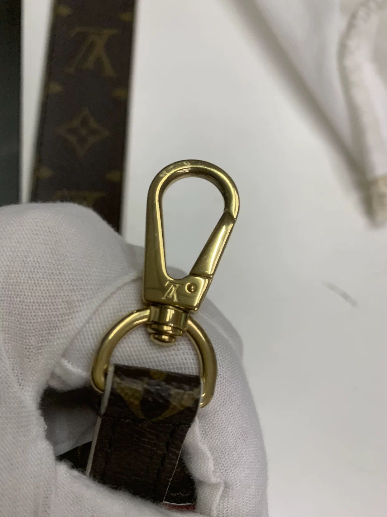 Louis Vuitton Louis Vuitton Leather Gold Hoodie Men Size US M / EU 48-50 / 2 - 8 Thumbnail