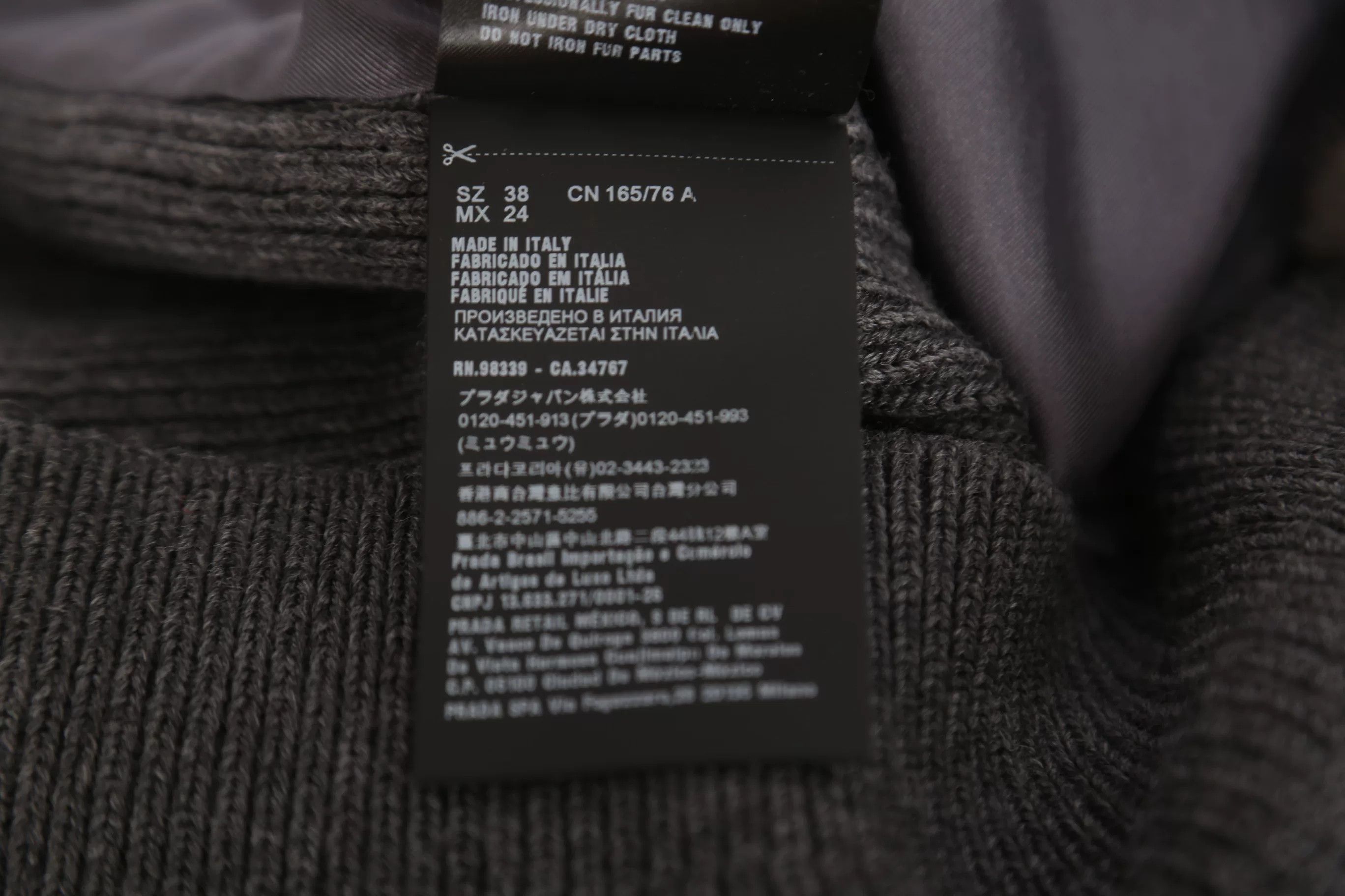 Prada Prada Knit Sweater S Men Size US S / EU 44-46 / 1 - 7 Thumbnail