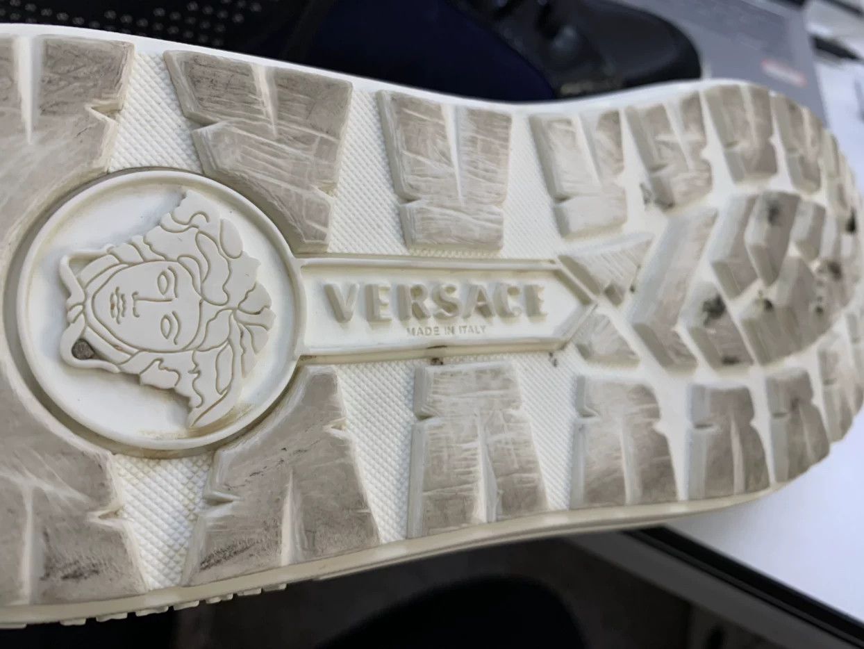 Versace Versace Casual Black Hoodie 43 Men Size US L / EU 52-54 / 3 - 6 Thumbnail