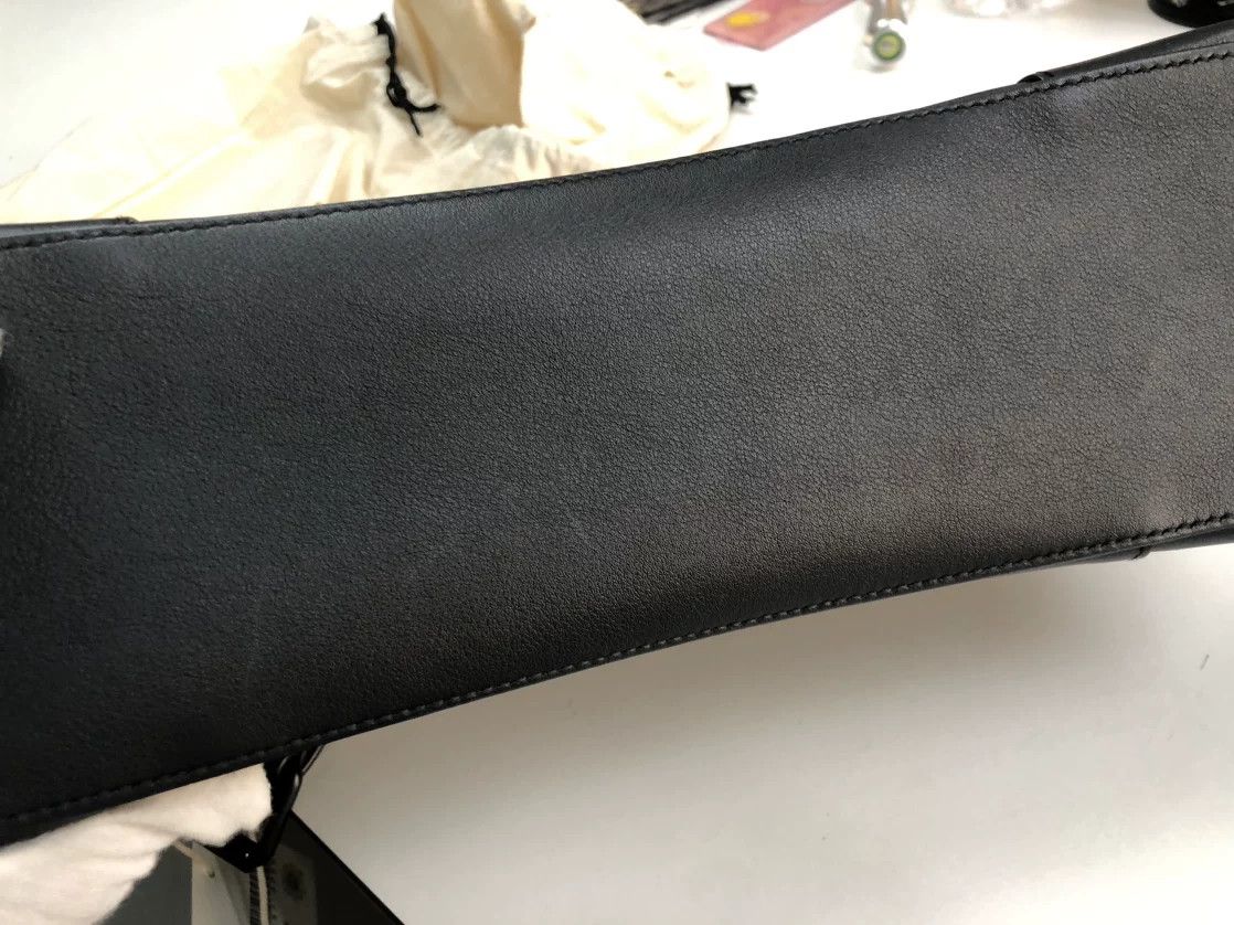 Balenciaga Balenciaga Retro Black Shoulder Bag 28 Women Size ONE SIZE - 9 Thumbnail