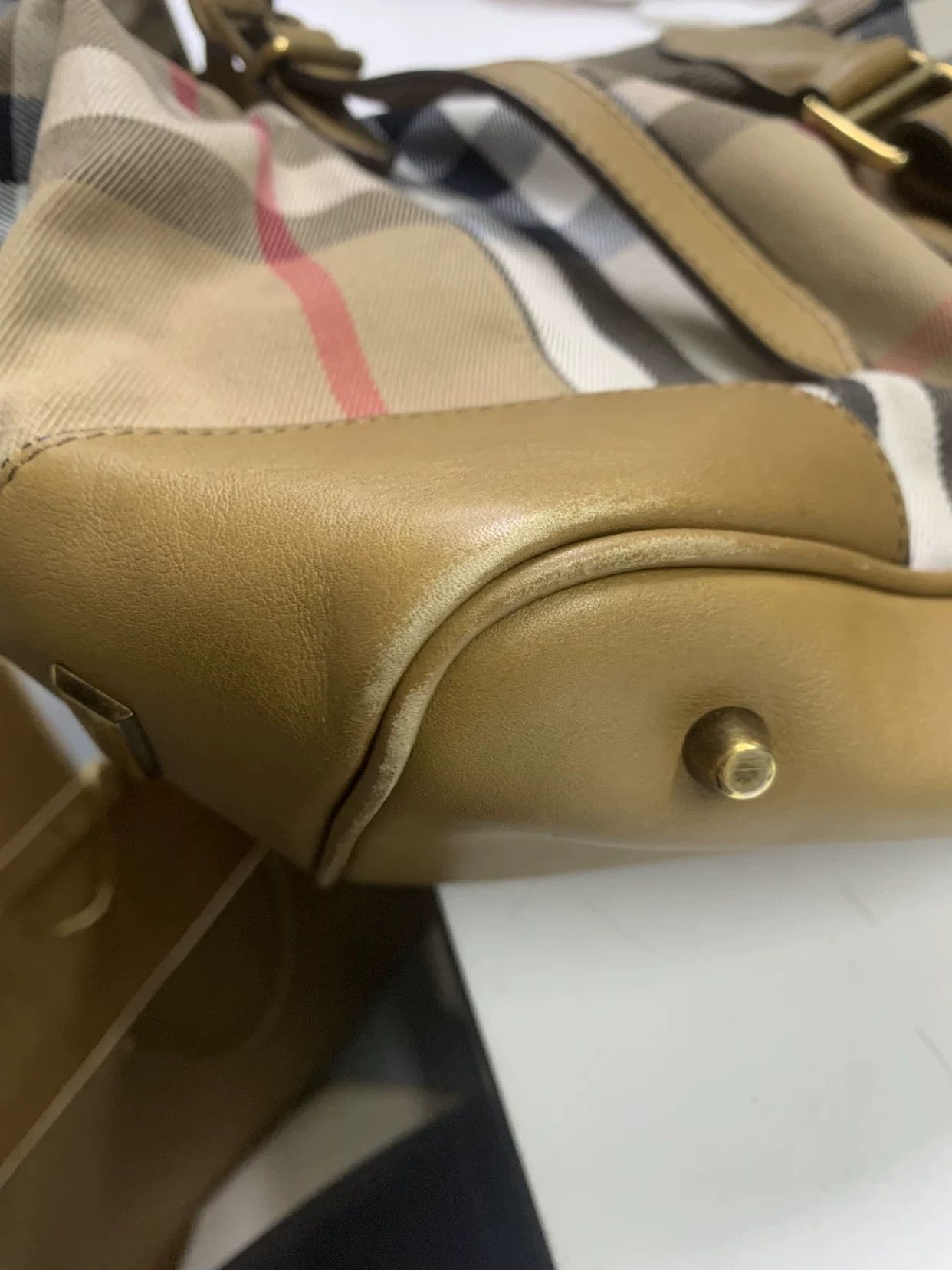 Burberry Burberry Plaid Gold Shoulder Bag 39 Women Size ONE SIZE - 8 Thumbnail