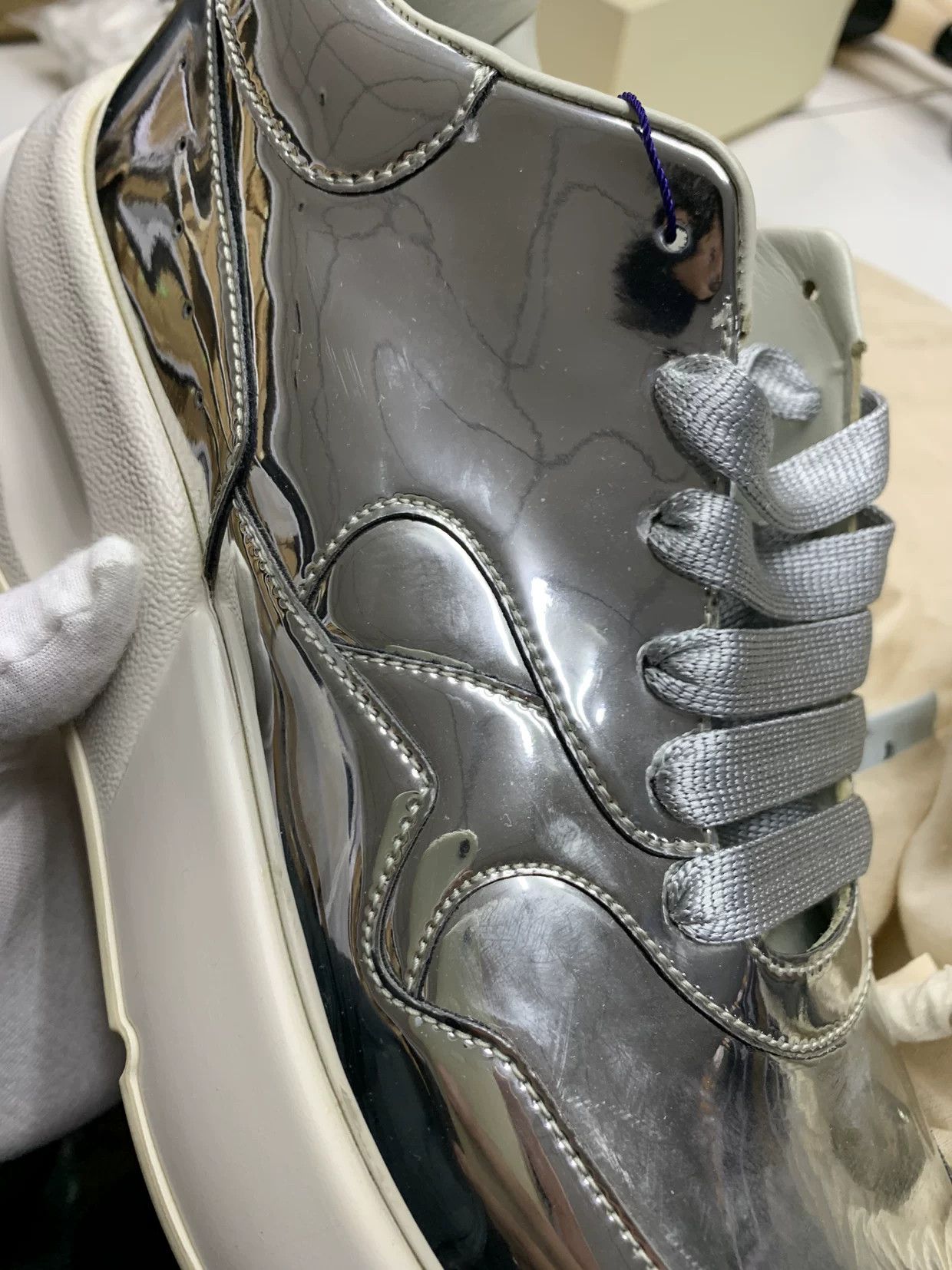 Alexander McQueen Alexander McQueen Leather Silver Sweater 41 Women Size M / US 6-8 / IT 42-44 - 7 Thumbnail