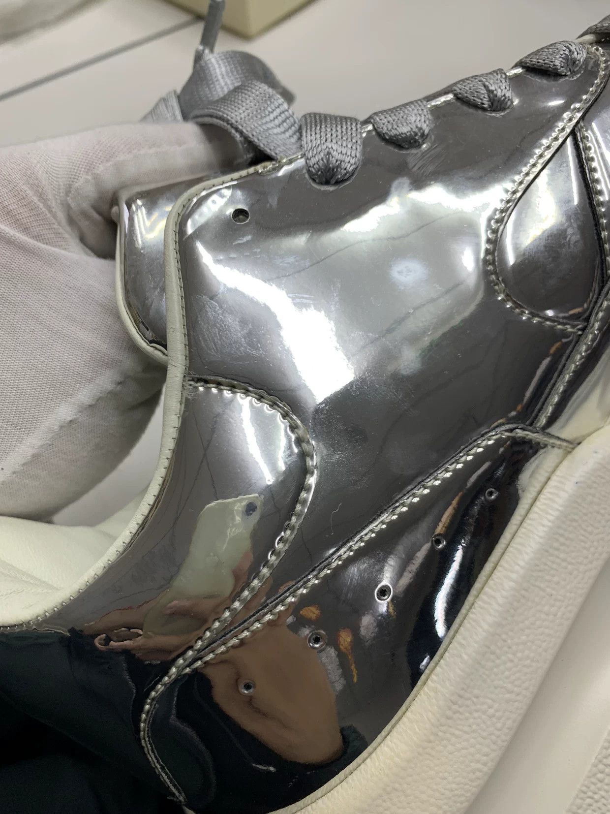 Alexander McQueen Alexander McQueen Leather Silver Sweater 41 Women Size M / US 6-8 / IT 42-44 - 6 Thumbnail