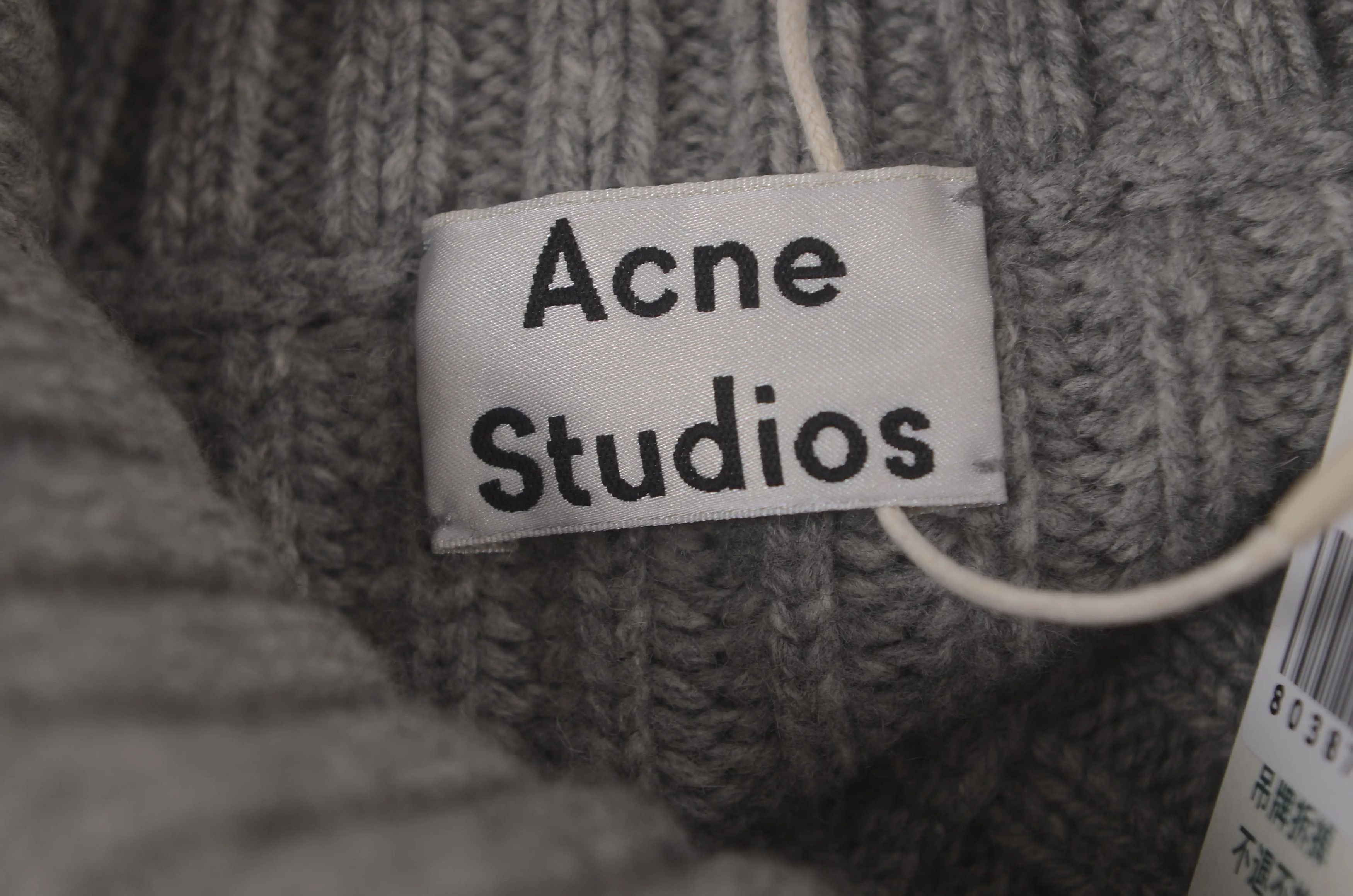 Acne Studios Acne Studios Wool Sweater XS Women Size XS / US 0-2 / IT 36-38 - 4 Thumbnail