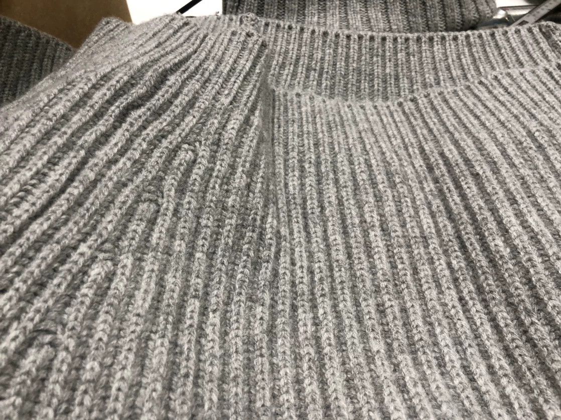 Acne Studios Acne Studios Wool Sweater XS Women Size XS / US 0-2 / IT 36-38 - 7 Thumbnail