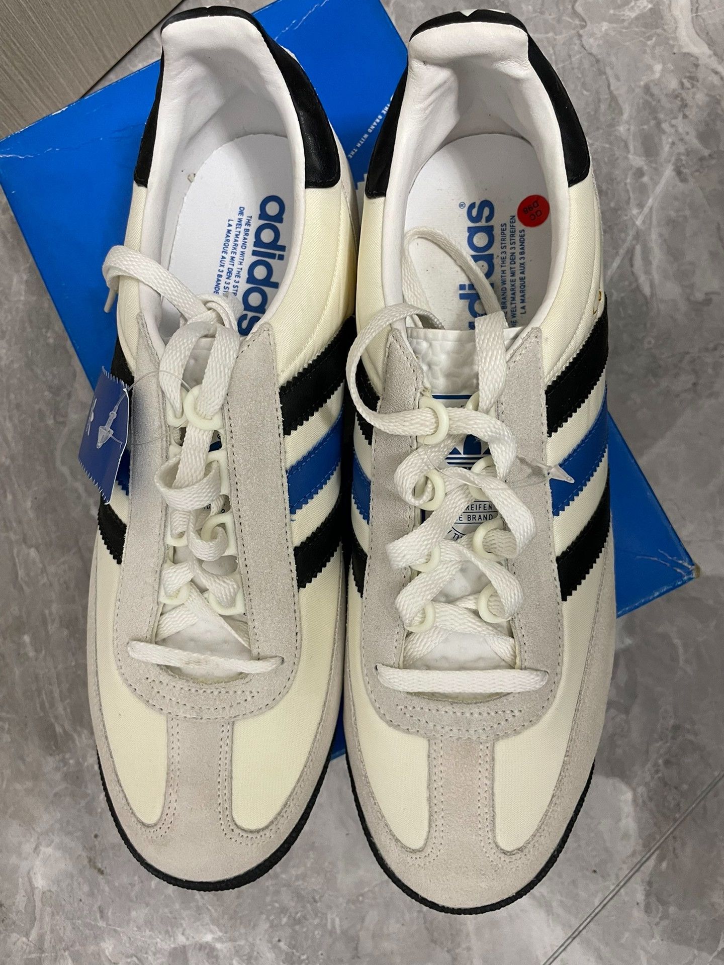 Adidas Adidas Lowtop Sneakers 44.5 Men Size US 11 / EU 44 - 2 Thumbnail
