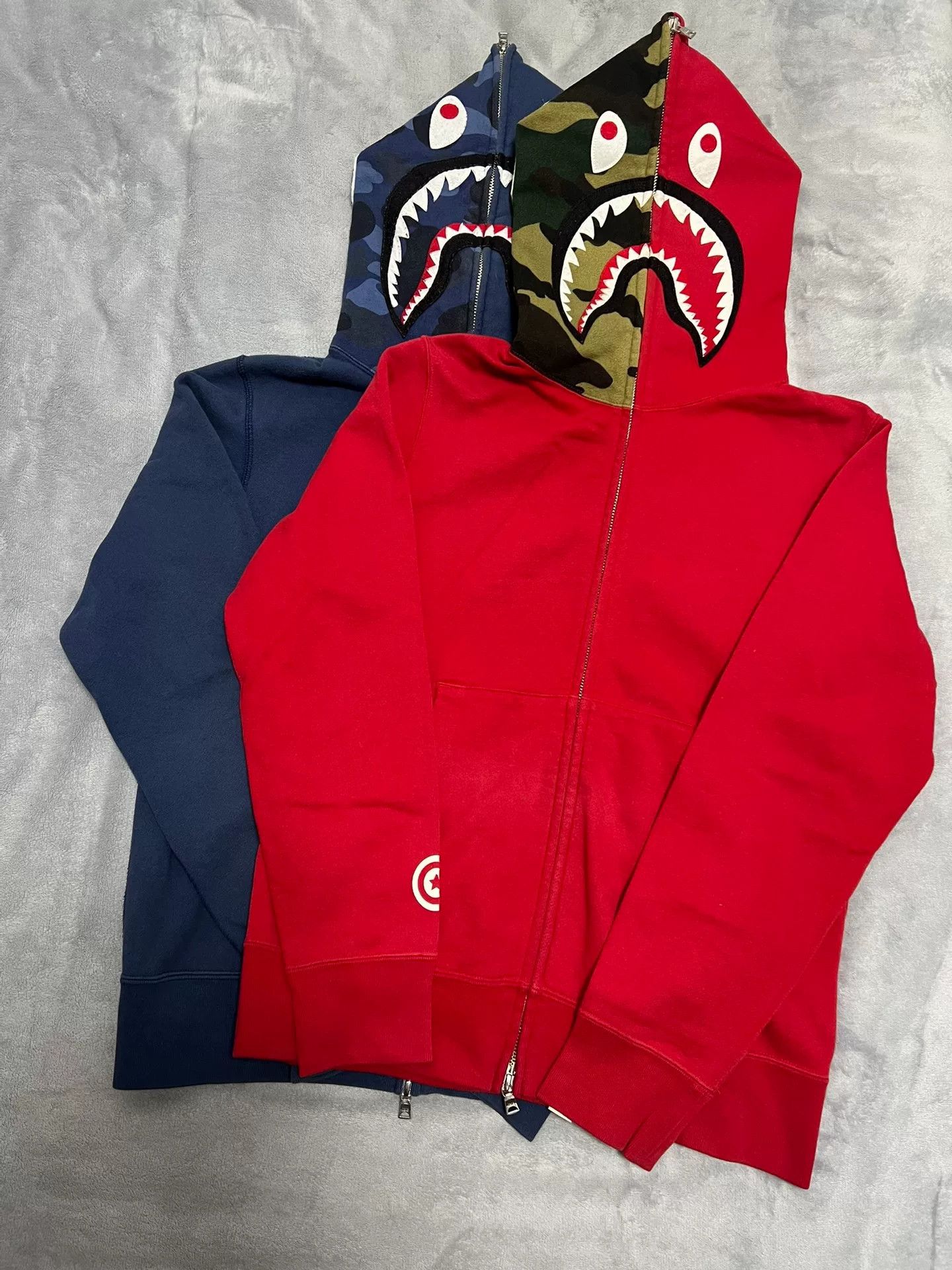 Bape Bape Shark Red Hoodie S Men Size US S / EU 44-46 / 1 - 7 Thumbnail