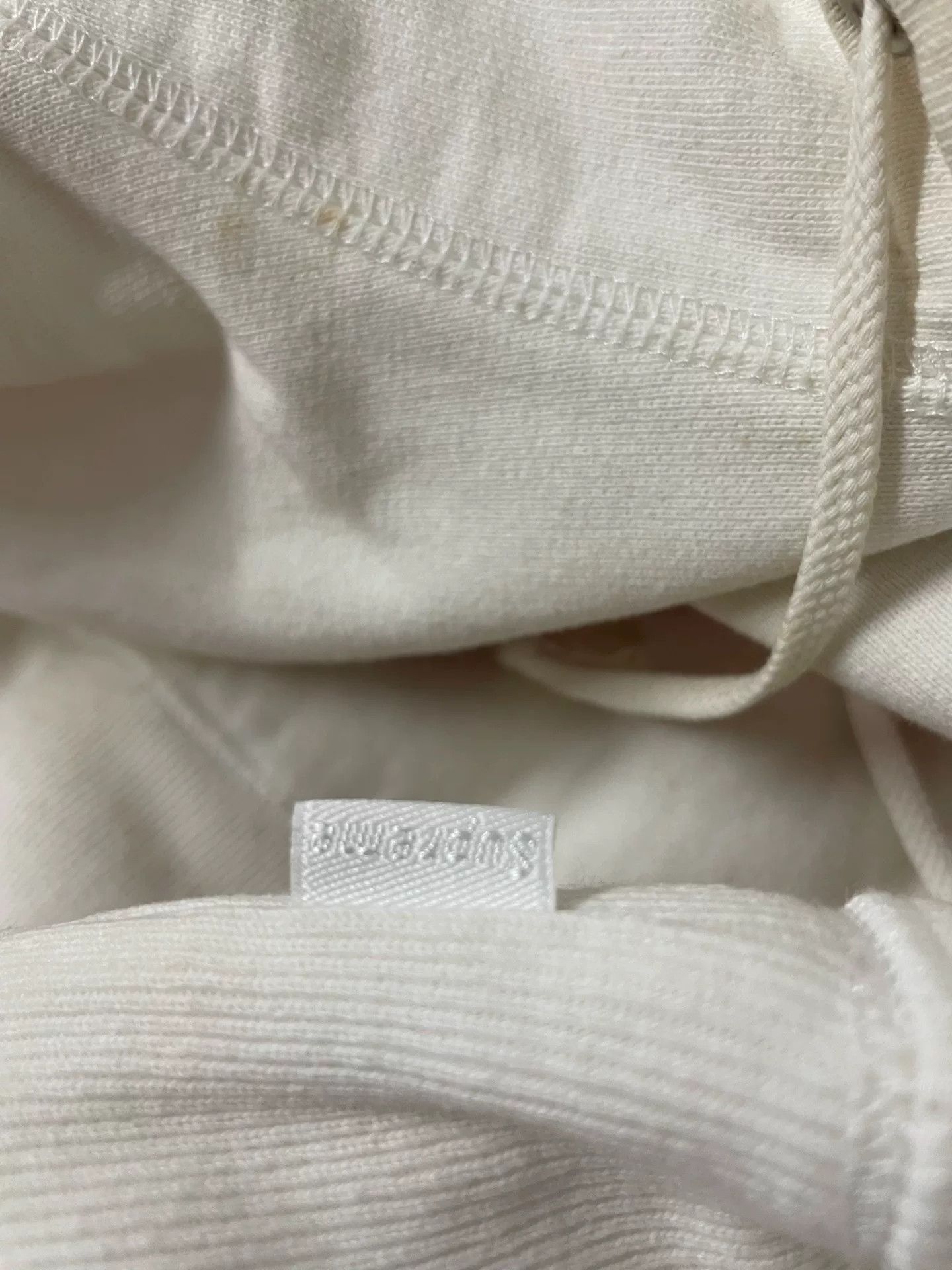 Supreme Supreme Retro White Hoodie L Men Size US L / EU 52-54 / 3 - 4 Thumbnail