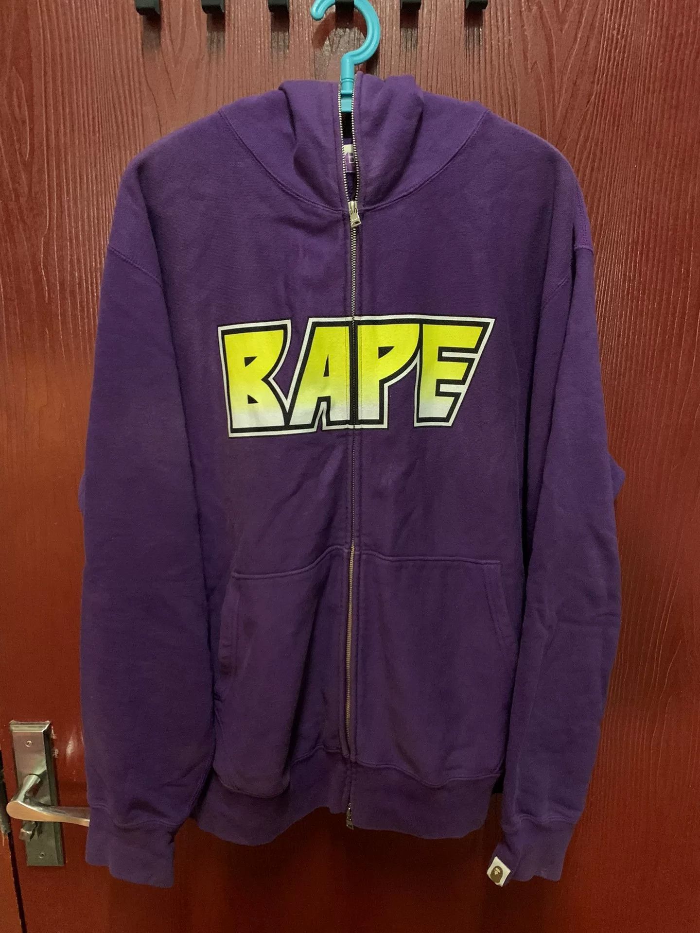 Bape Bape Retro Hoodie L Men Size US L / EU 52-54 / 3 - 2 Thumbnail