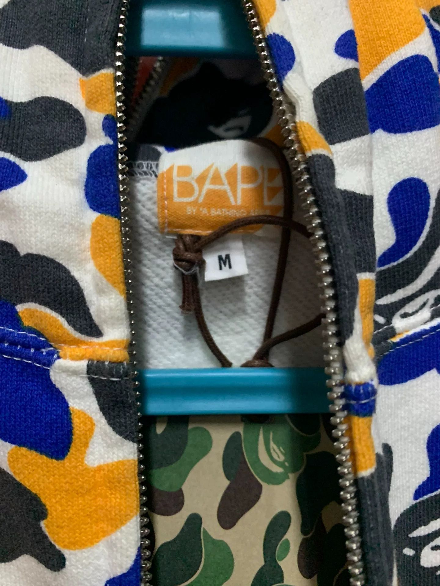 Bape Bape Limited Hoodie M Men Size US M / EU 48-50 / 2 - 3 Thumbnail