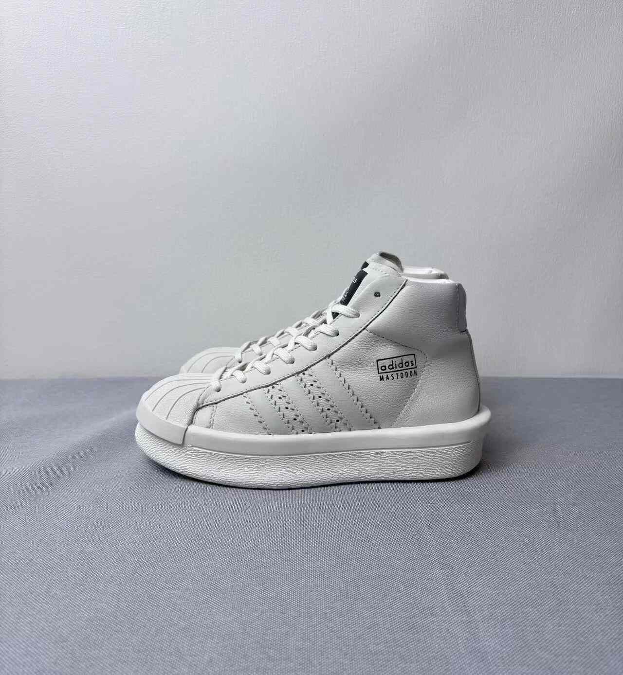 Adidas Adidas Collab Lowtop Sneakers 36 Women Size US 6 / IT 36 - 4 Thumbnail