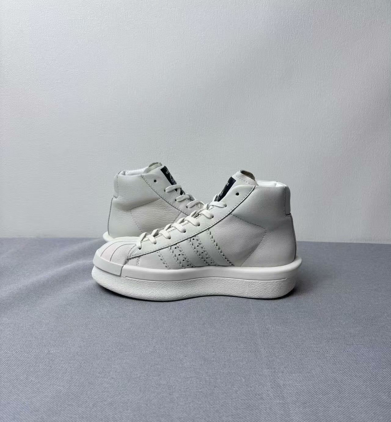 Adidas Adidas Collab Lowtop Sneakers 36 Women Size US 6 / IT 36 - 6 Thumbnail