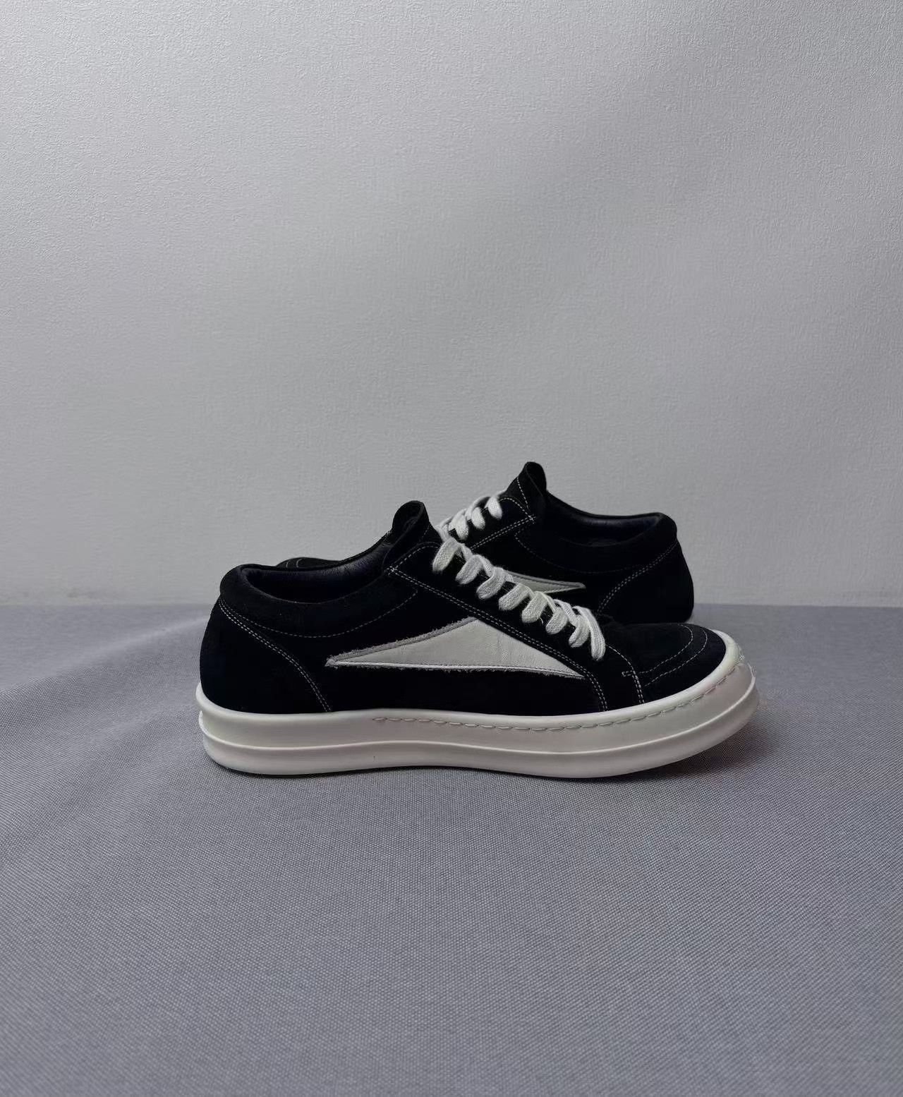Rick Owens Rick Owens Suede Black Lowtop Sneakers 39 Women Size US 8.5 / IT 38.5 - 5 Thumbnail
