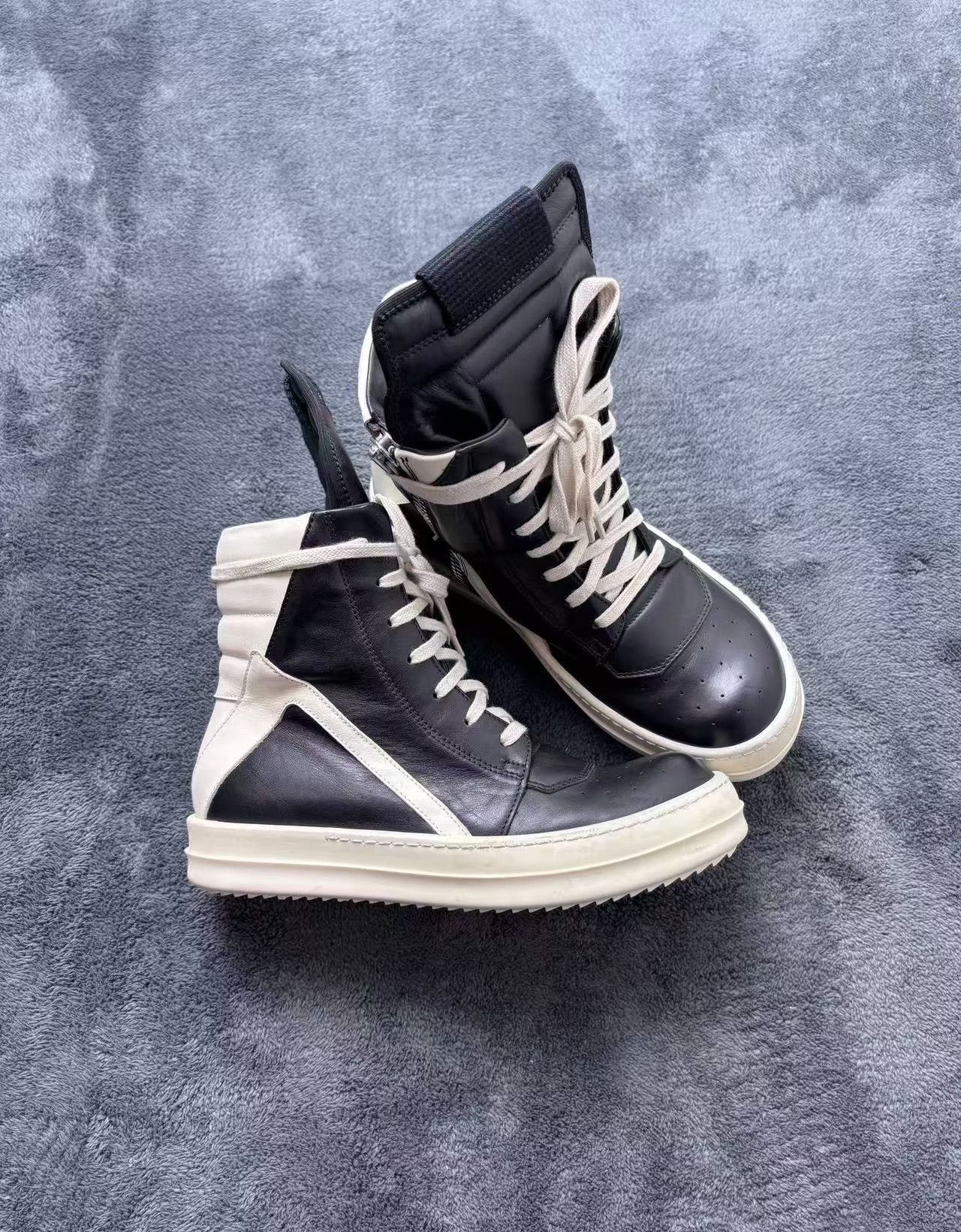 Rick Owens Rick Owens Leather Black Hitop Sneakers 36 Women Size US 6 / IT 36 - 3 Thumbnail