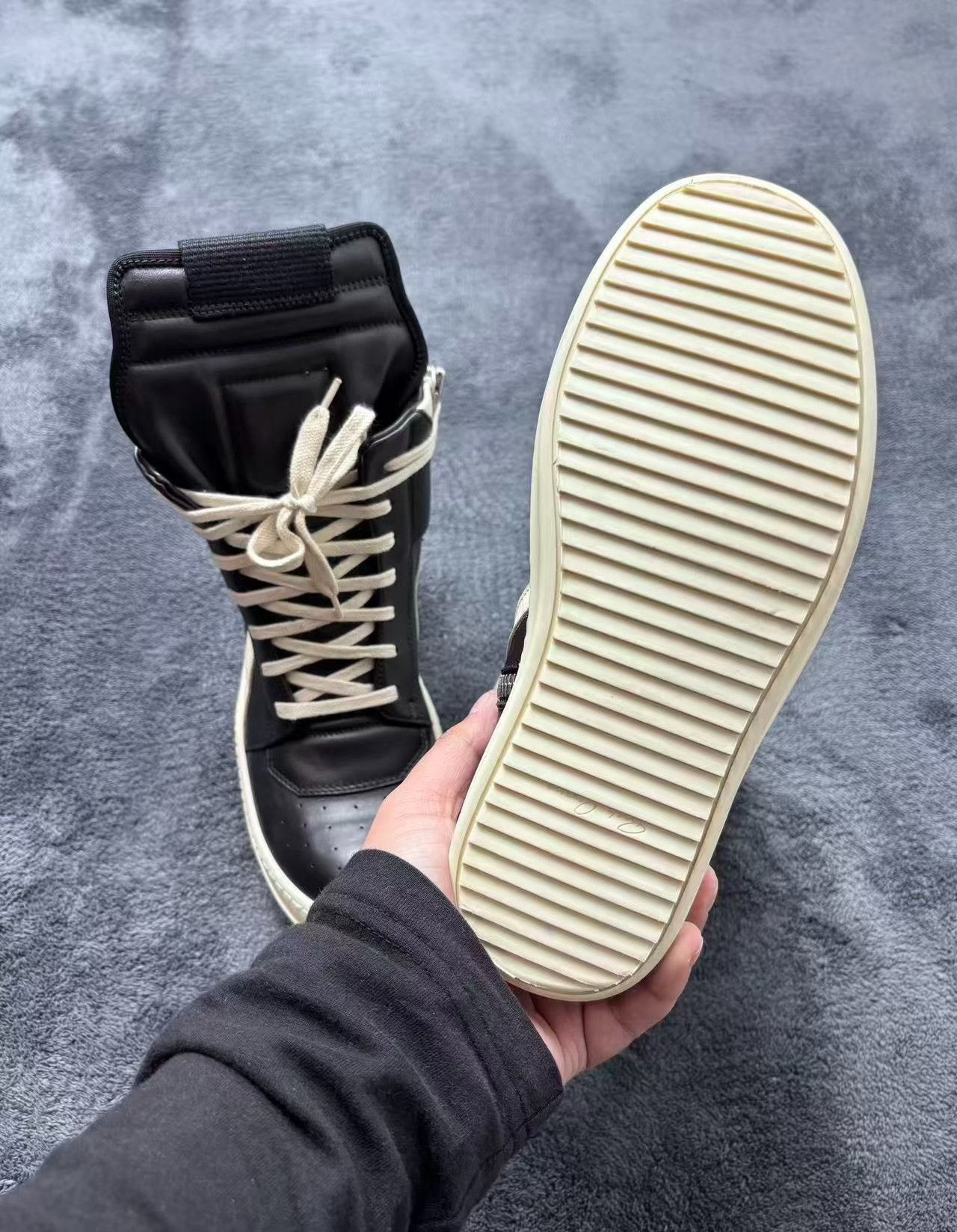 Rick Owens Rick Owens Leather Black Hitop Sneakers 36 Women Size US 6 / IT 36 - 9 Thumbnail