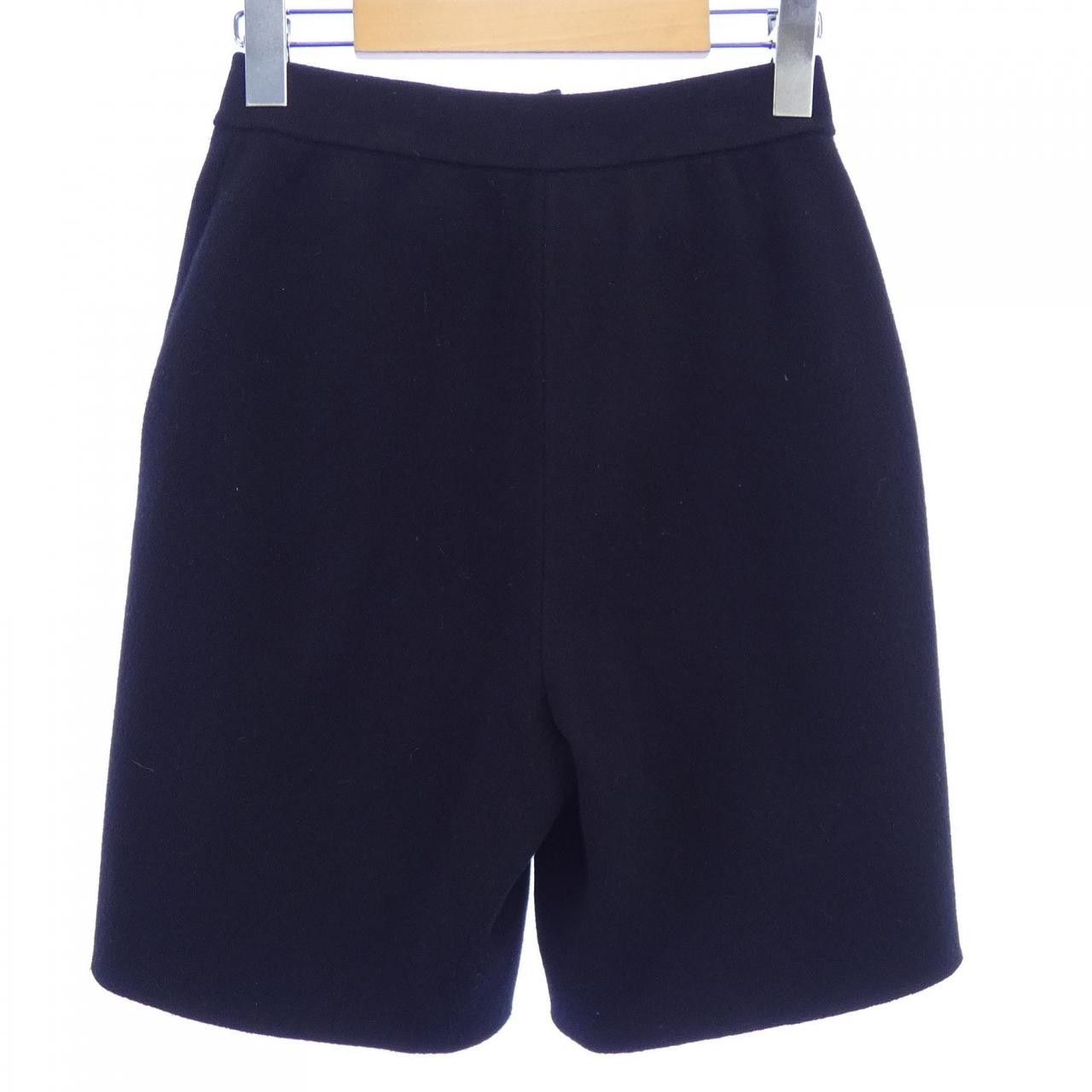 Chanel Chanel Chanel Cashmere Shorts Textile Shorts P62856K48476 DUTY FREE for USA Size ONE SIZE - 2 Thumbnail
