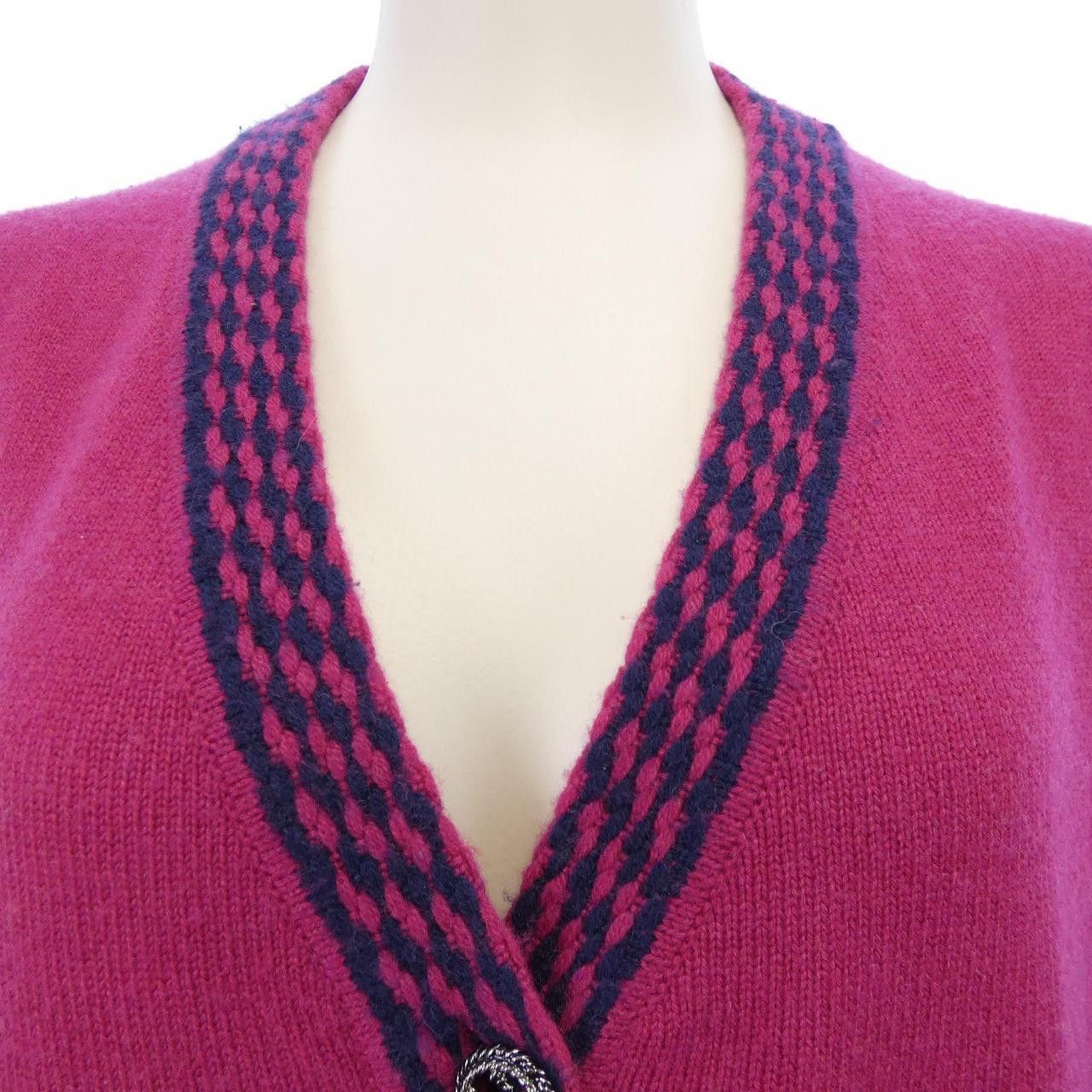 Chanel Chanel Chanel Cashmere Cardigan Textile Tops P40294K02905 DUTY FREE for USA Size ONE SIZE - 5 Thumbnail