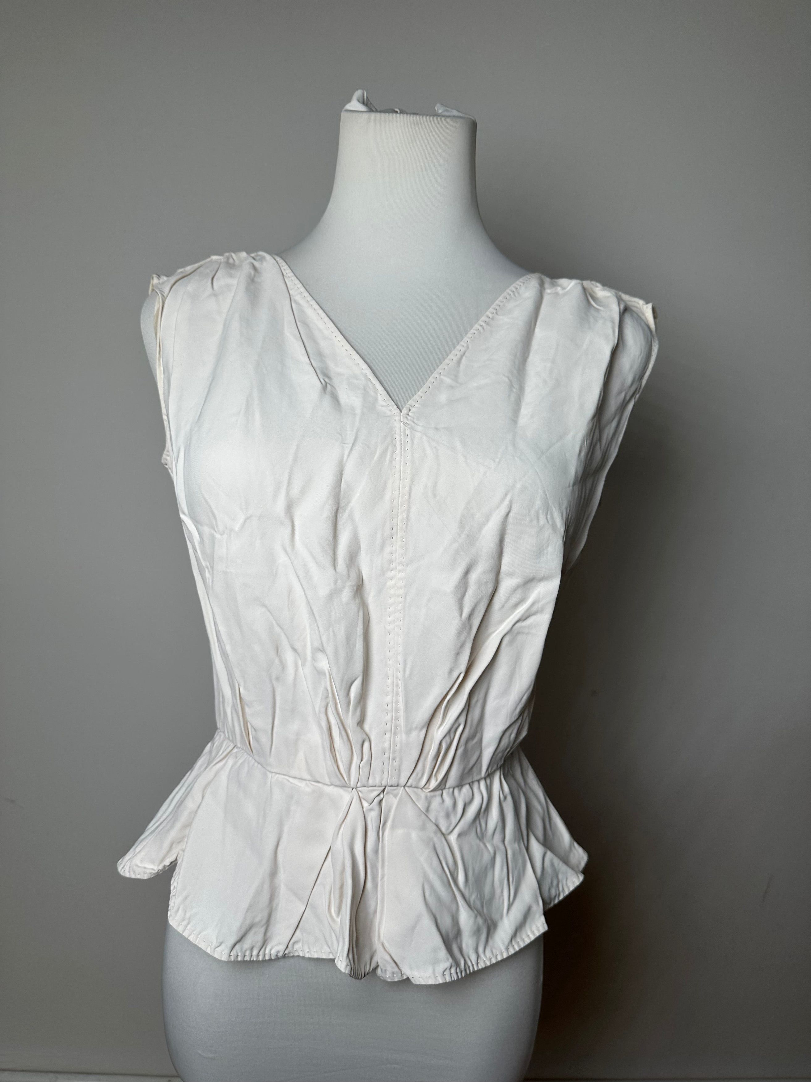 Louis Vuitton Vintage Silk Top White 34/XS Size XS / US 0-2 / IT 36-38 - 9 Thumbnail