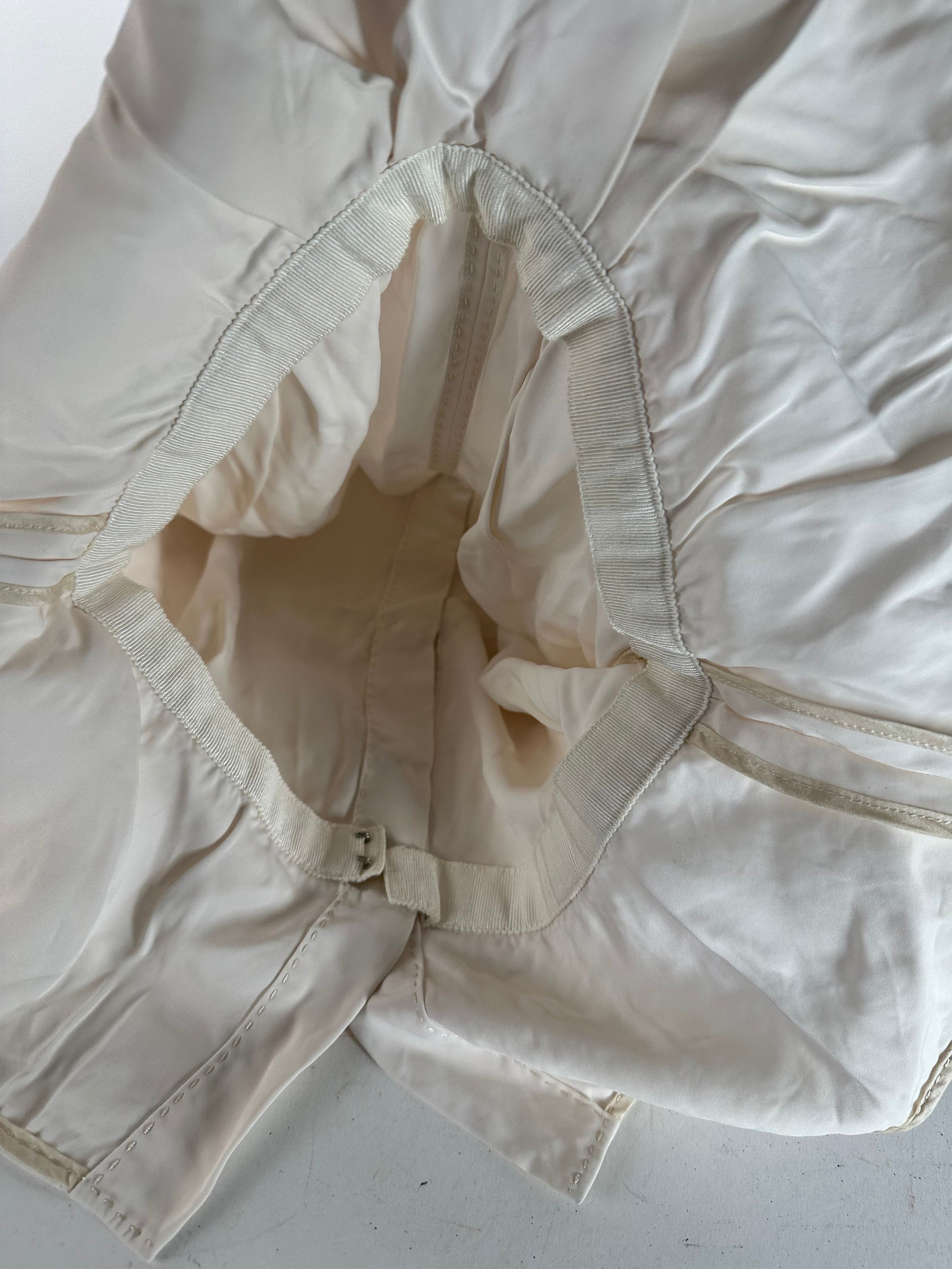 Louis Vuitton Vintage Silk Top White 34/XS Size XS / US 0-2 / IT 36-38 - 10 Thumbnail