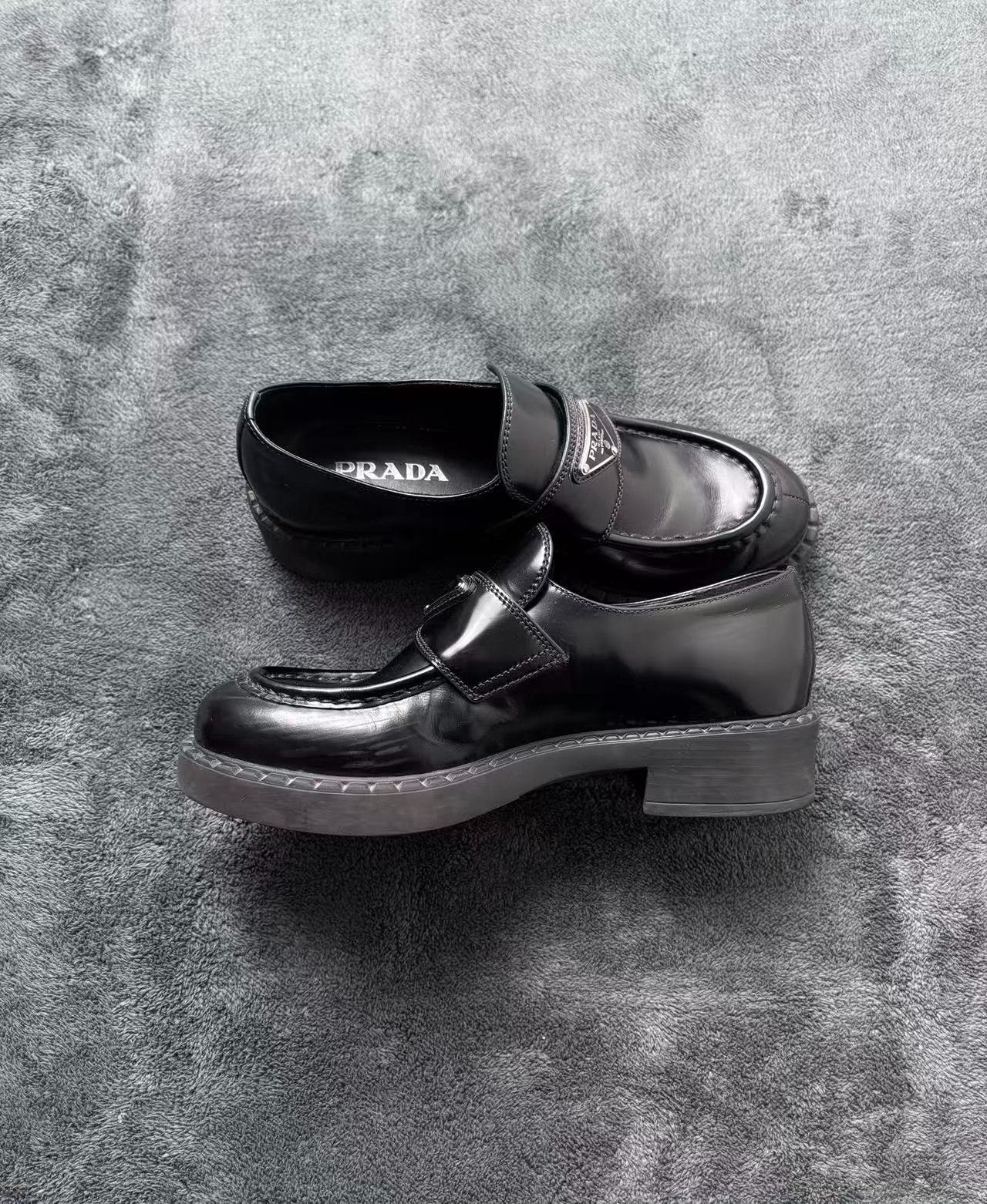 Prada Prada Metallic Black Lowtop Sneakers 37 Women Size US 6.5 / IT 36.5 - 6 Thumbnail