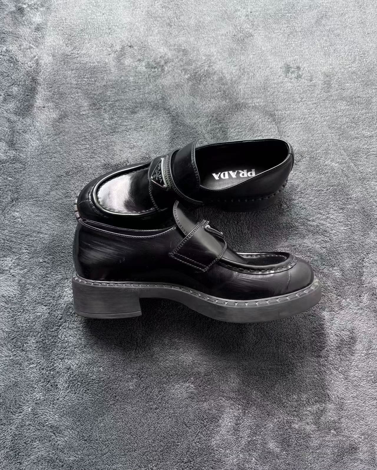 Prada Prada Metallic Black Lowtop Sneakers 37 Women Size US 6.5 / IT 36.5 - 5 Thumbnail
