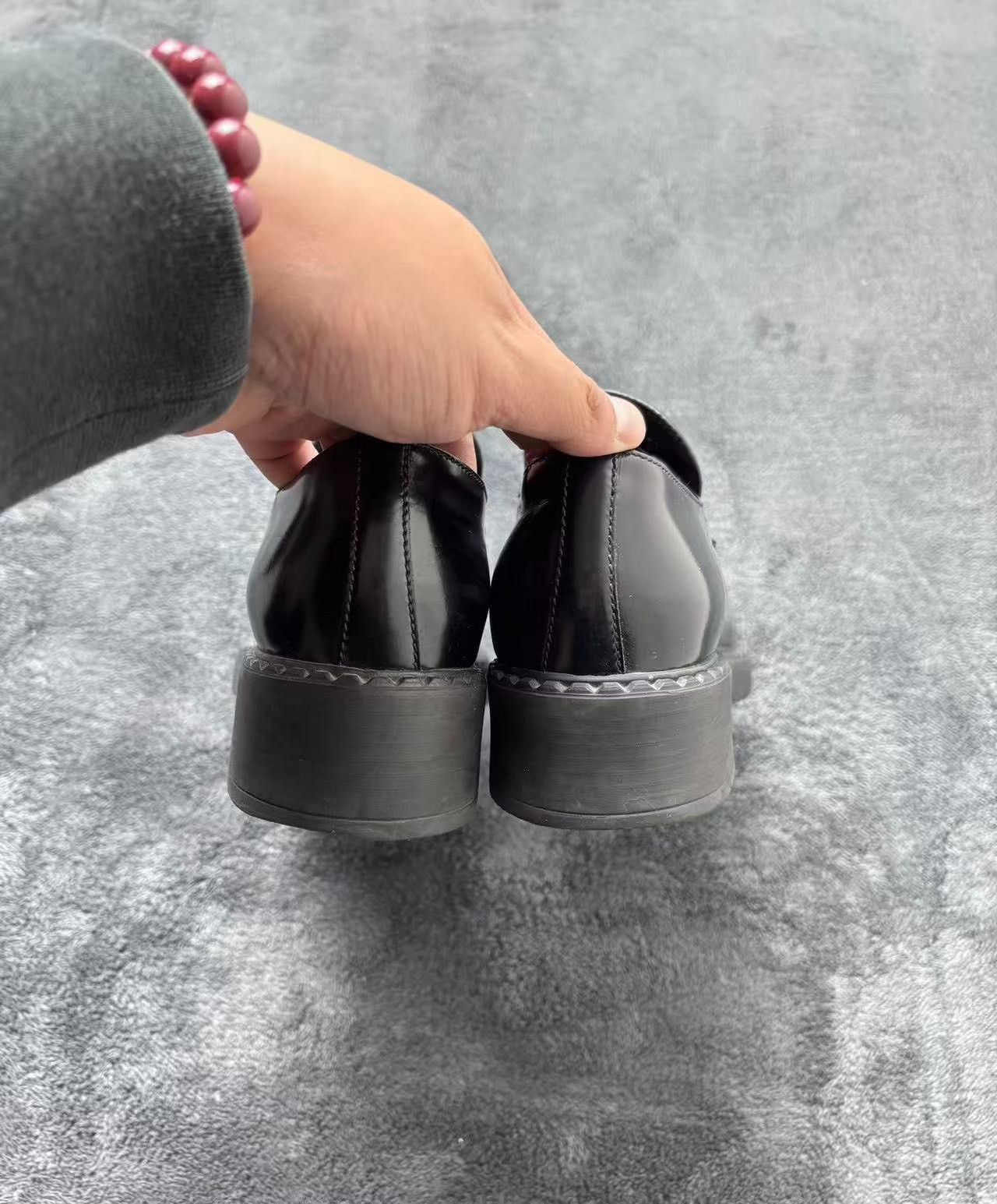 Prada Prada Metallic Black Lowtop Sneakers 37 Women Size US 6.5 / IT 36.5 - 7 Thumbnail