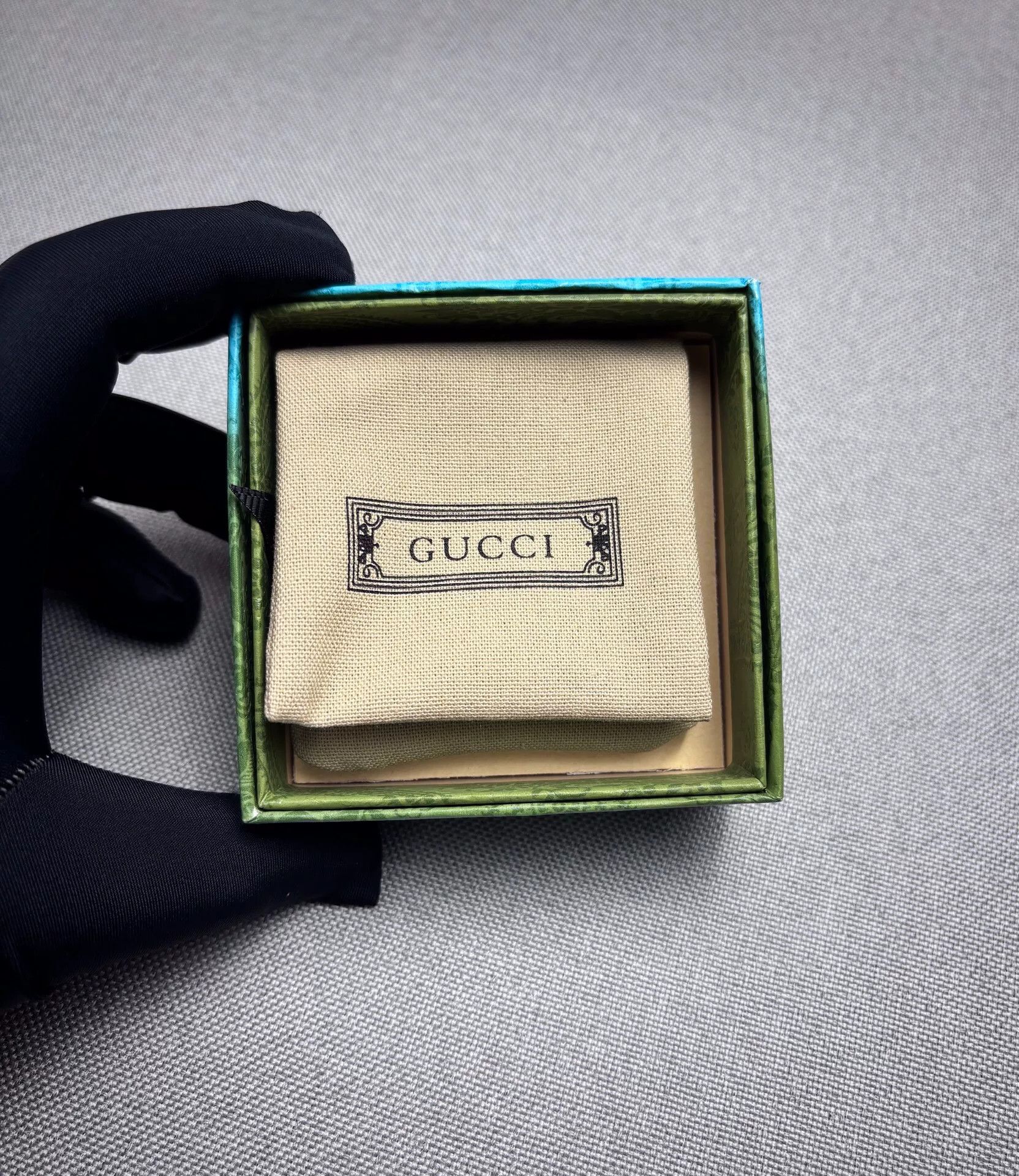 Gucci Gucci Tiger White Lowtop Sneakers 38 Men Size ONE SIZE - 9 Thumbnail