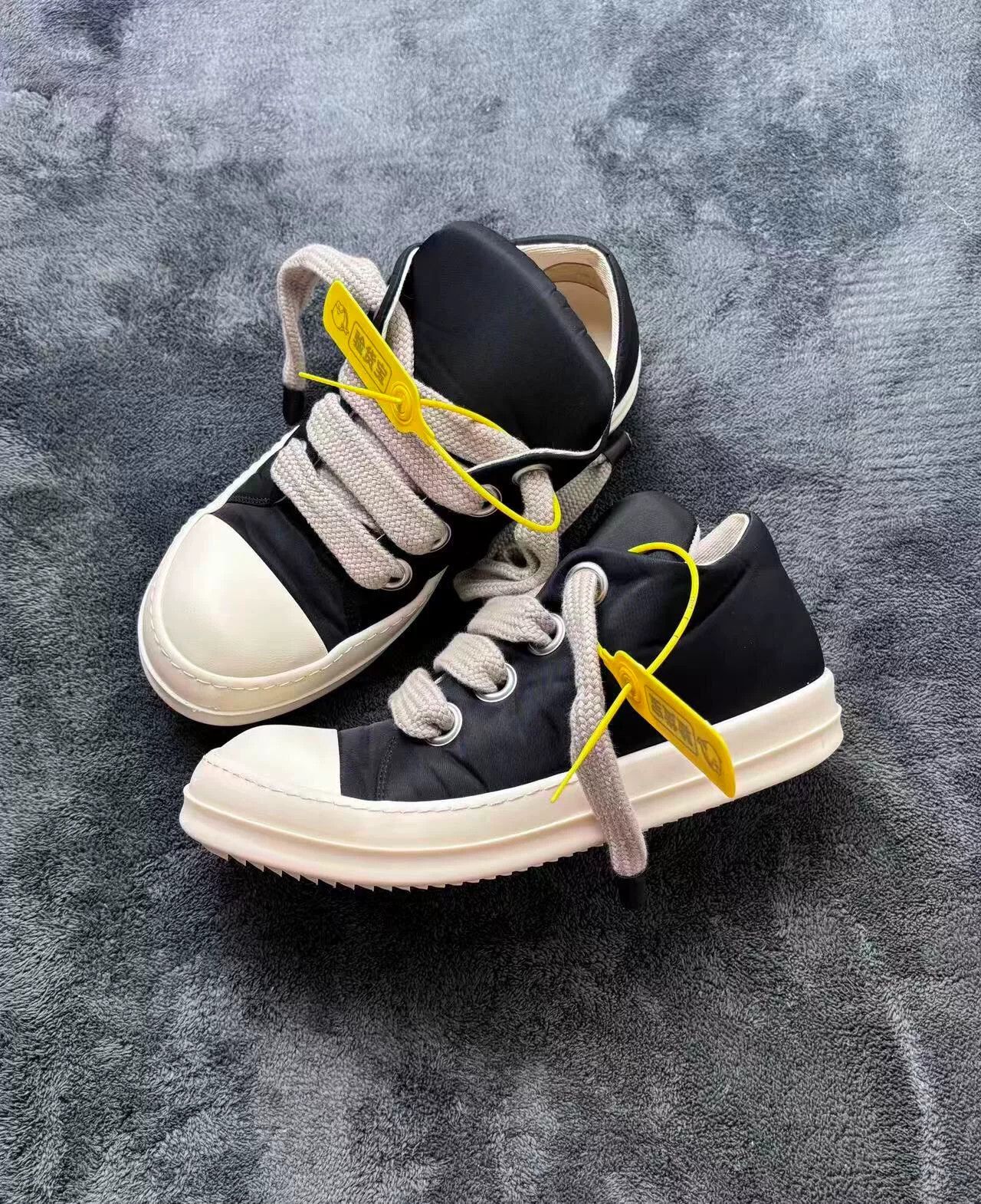 Rick Owens Rick Owens White Lowtop Sneakers 41 Men Size US 8.5 / EU 41-42 - 4 Thumbnail
