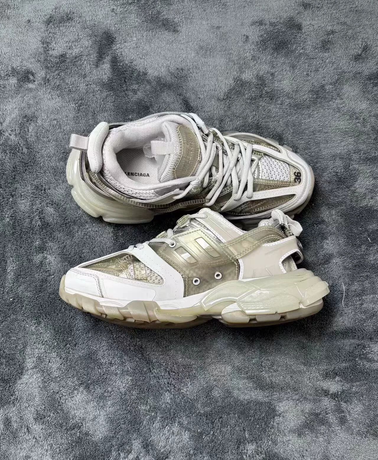 Balenciaga Balenciaga Patchwork White Lowtop Sneakers 36 Men Size US 5 / EU 37 - 6 Thumbnail