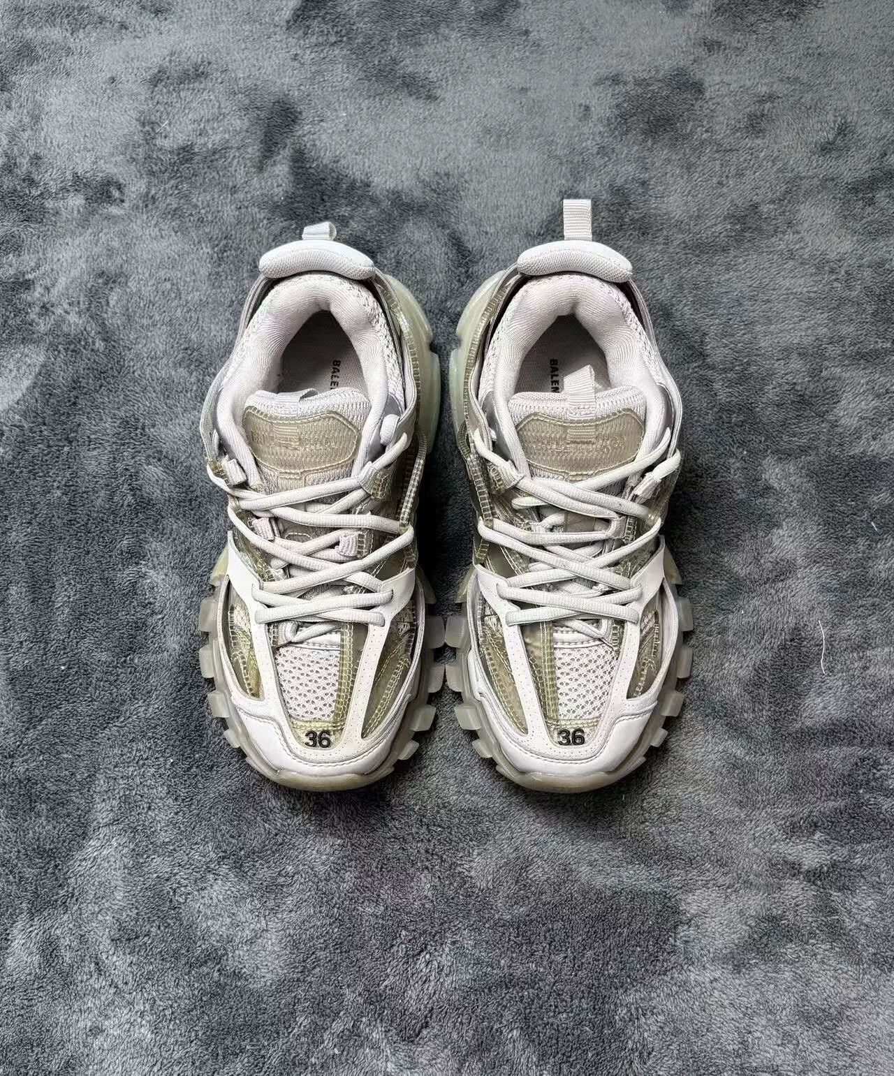 Balenciaga Balenciaga Patchwork White Lowtop Sneakers 36 Men Size US 5 / EU 37 - 2 Thumbnail